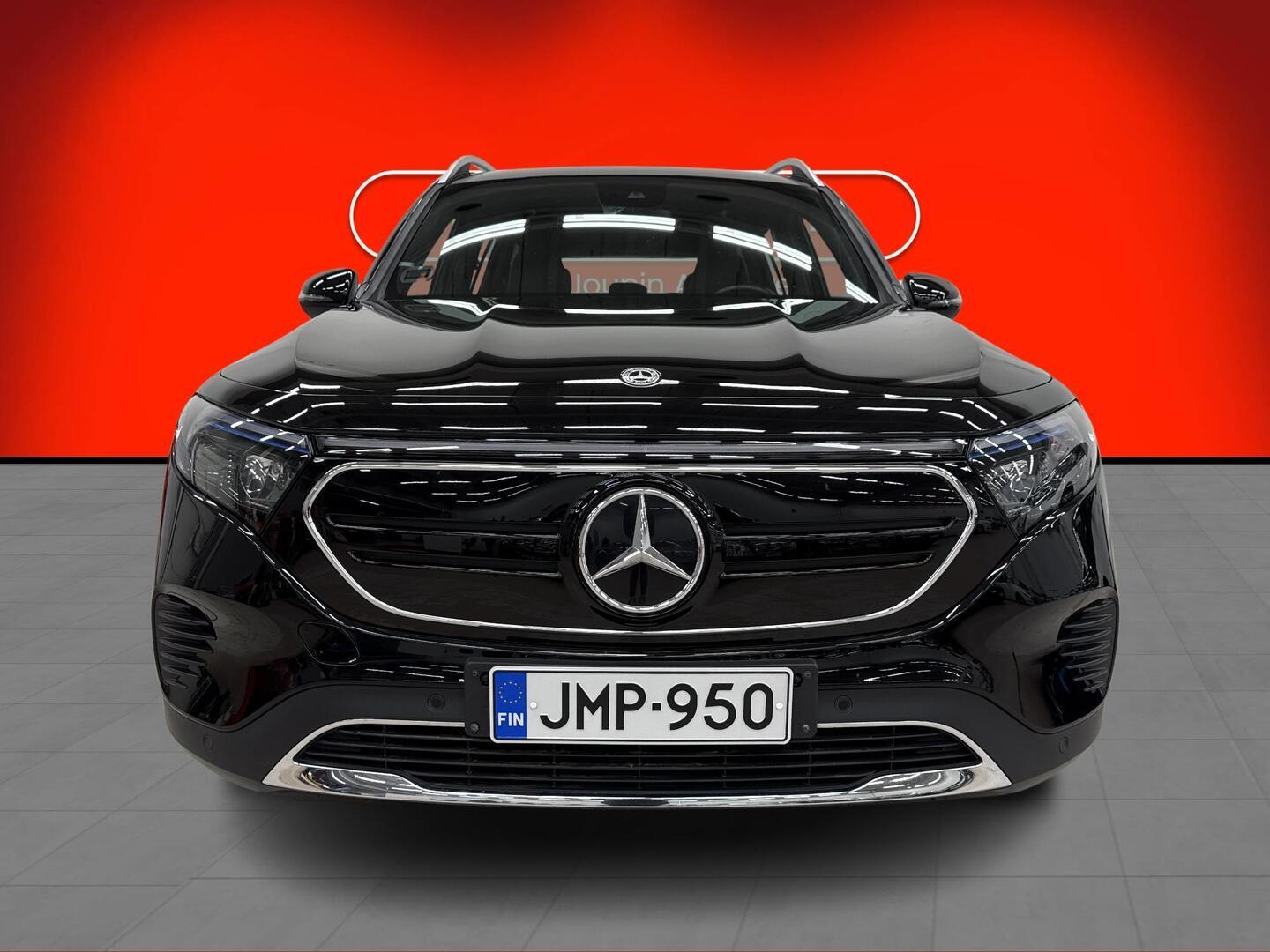 MERCEDES-BENZ EQB 2022