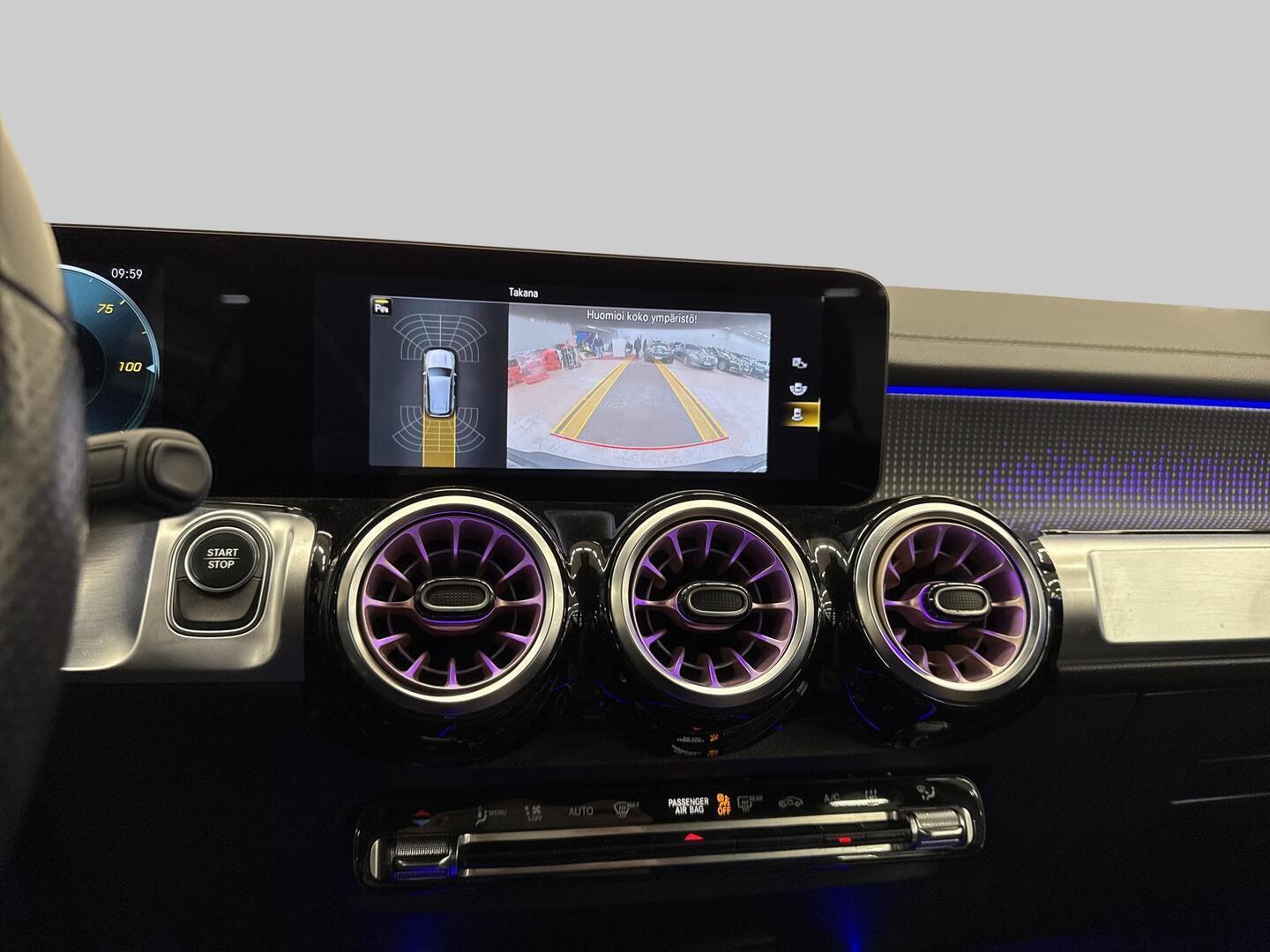 MERCEDES-BENZ EQB 2022