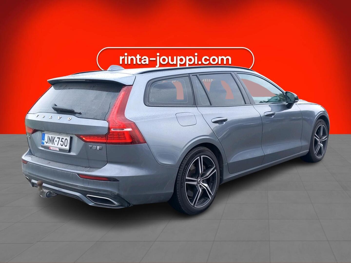 VOLVO V60 2019
