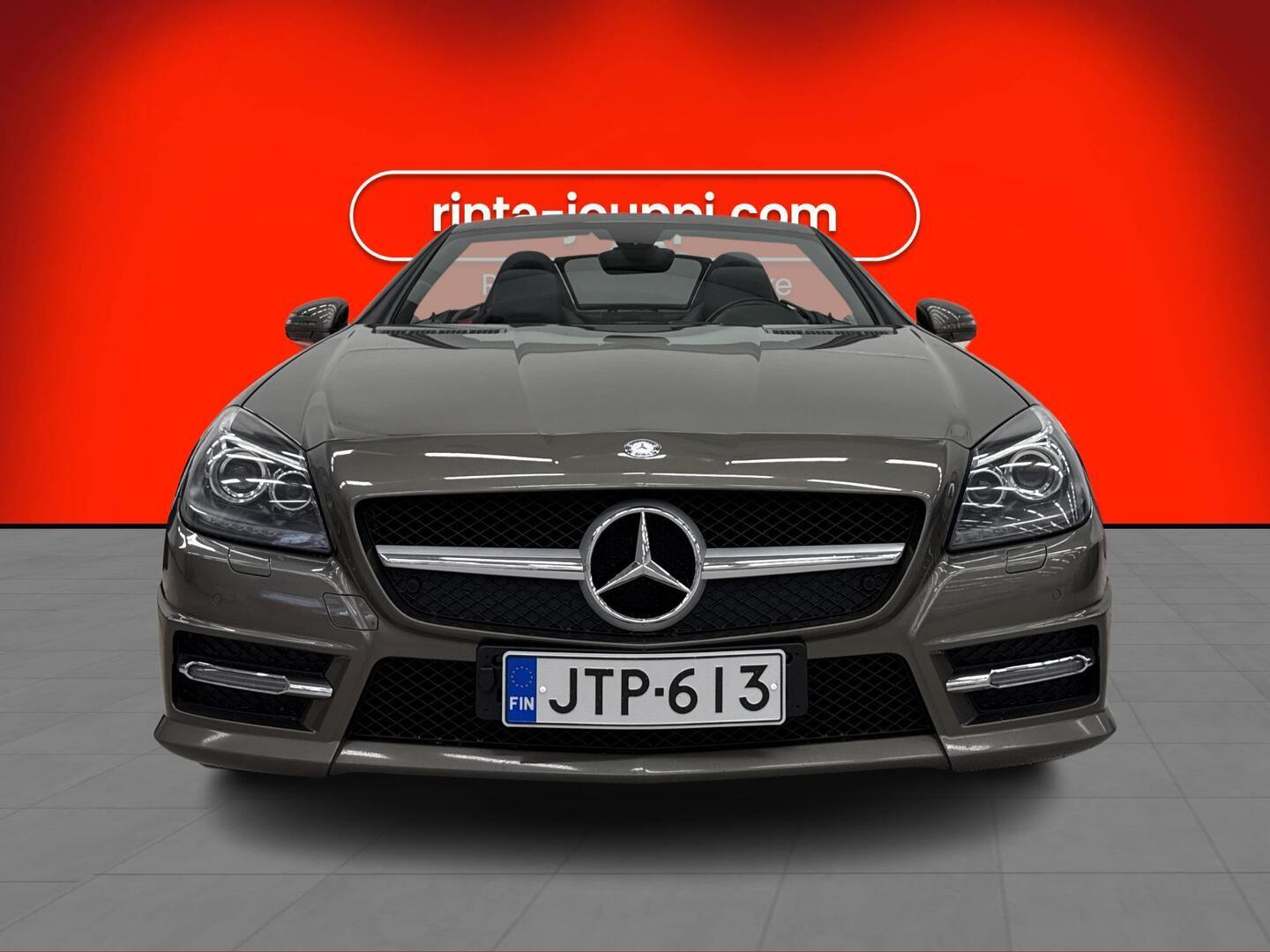 MERCEDES-BENZ SLK 2011