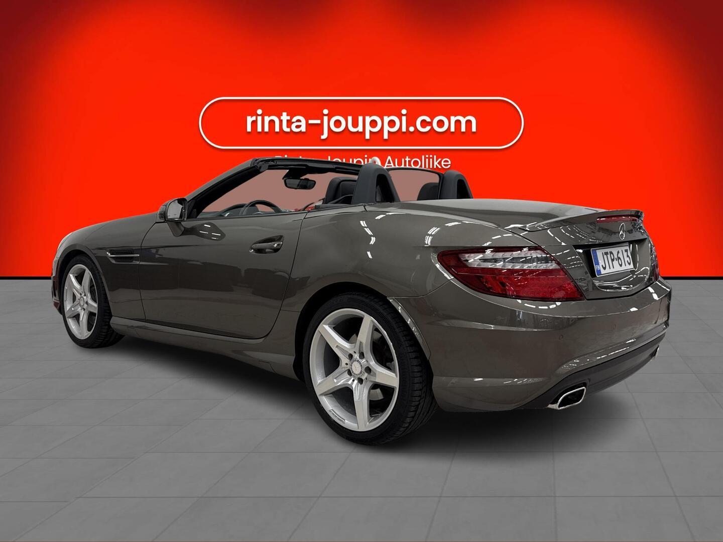 MERCEDES-BENZ SLK 2011