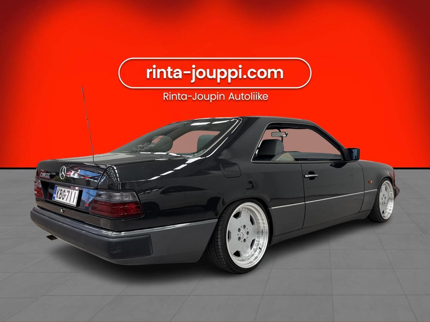 MERCEDES-BENZ CE 1992