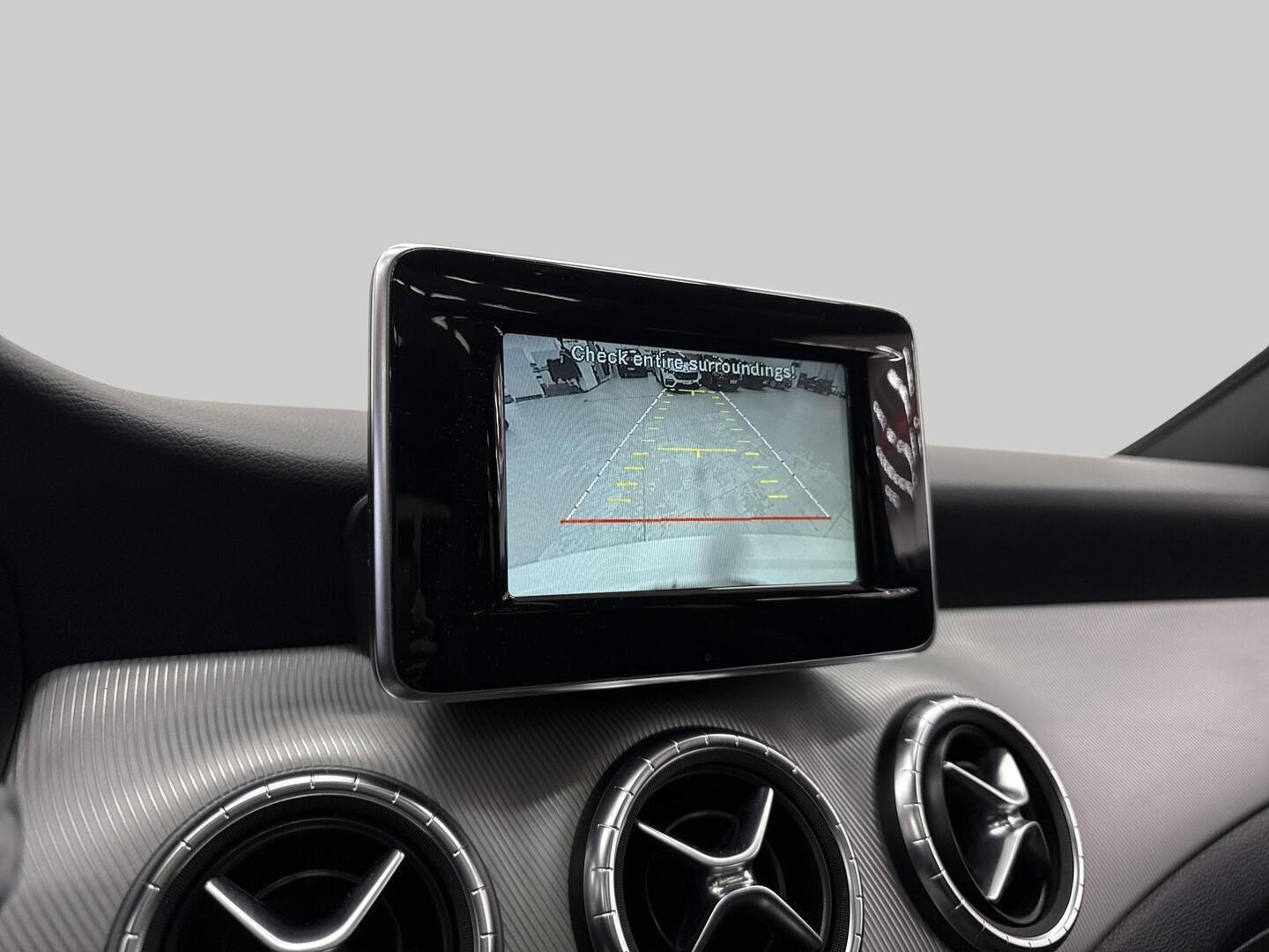 MERCEDES-BENZ CLA 2015