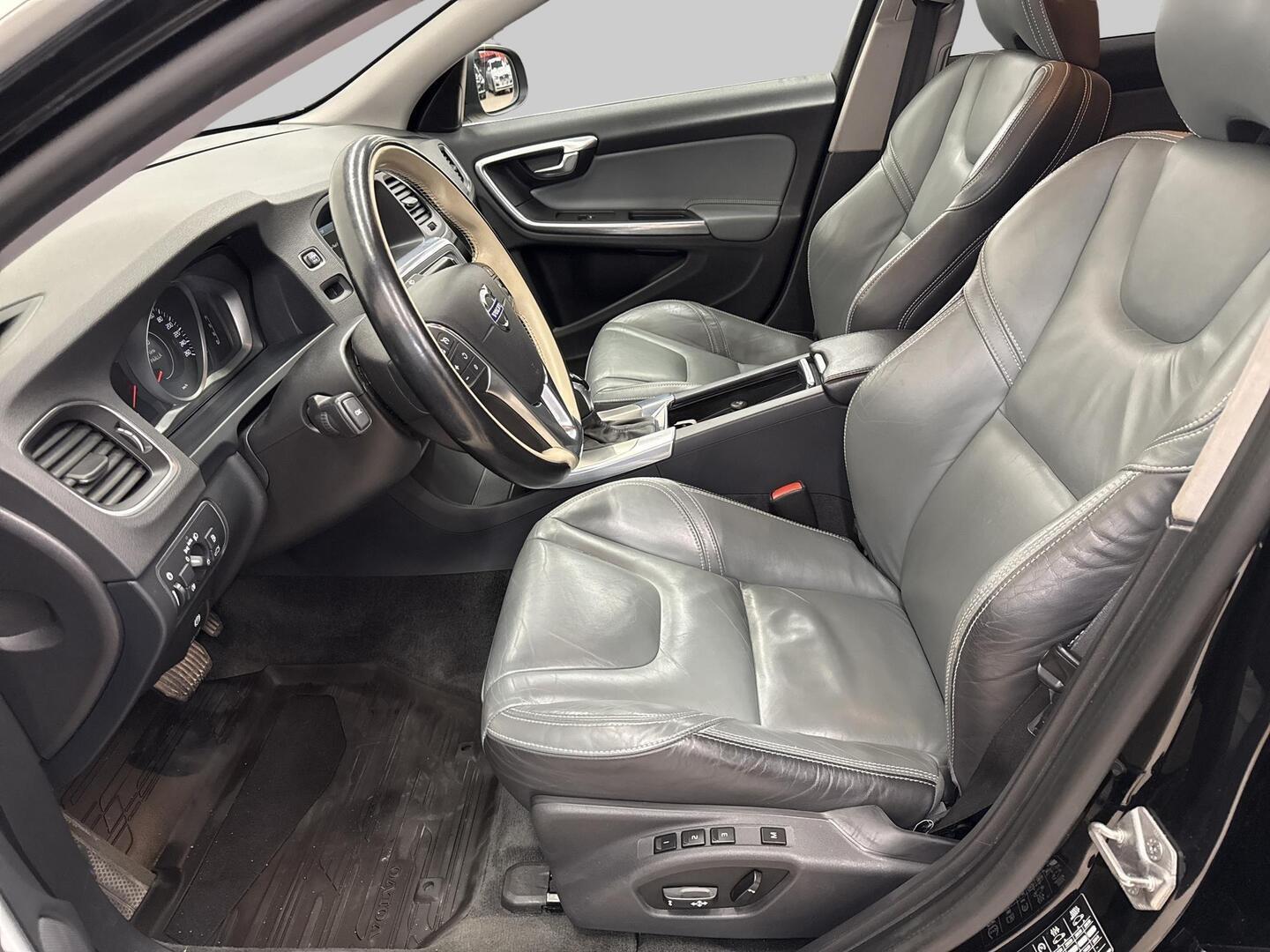 VOLVO S60 2014