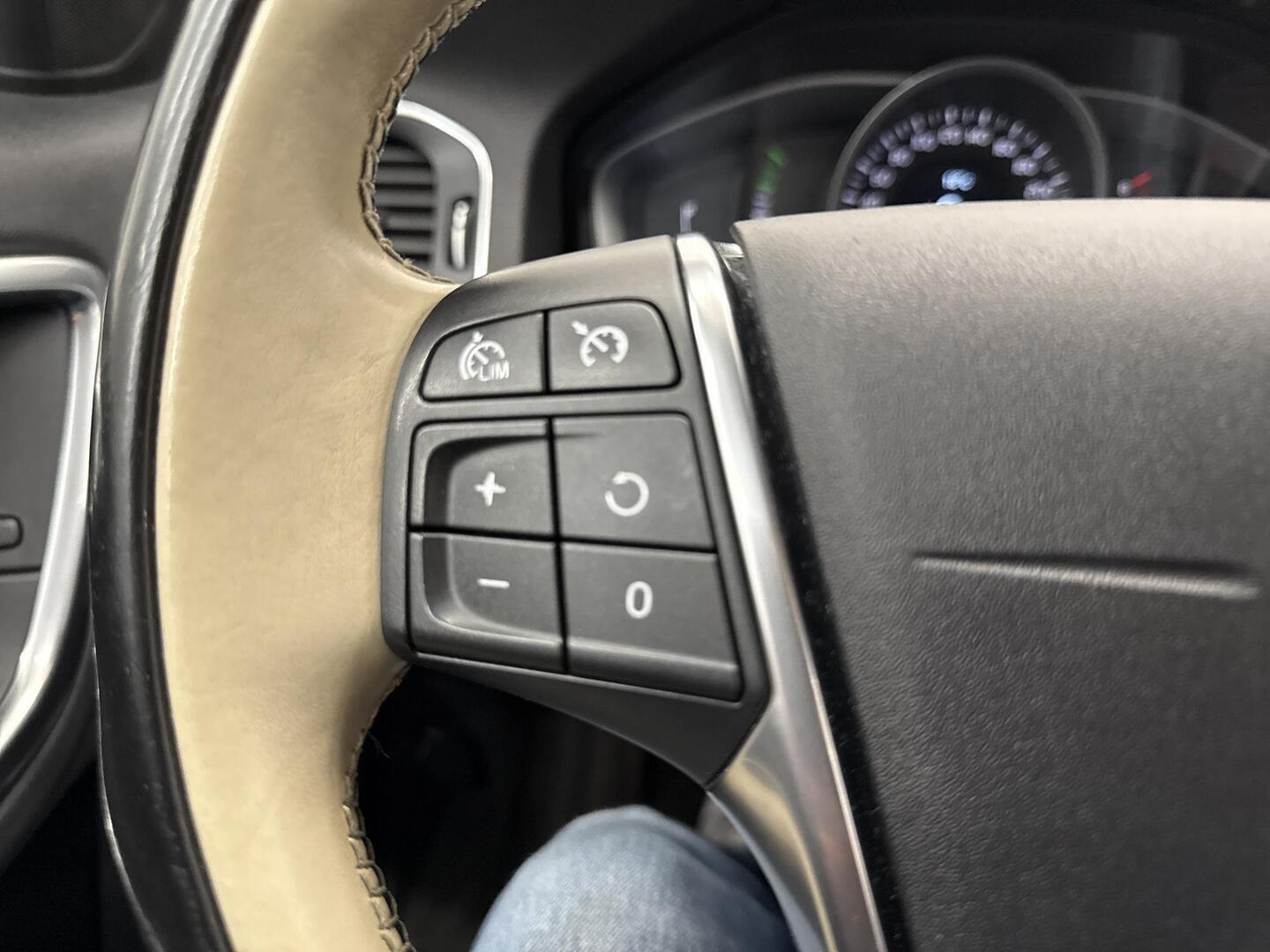 VOLVO S60 2014