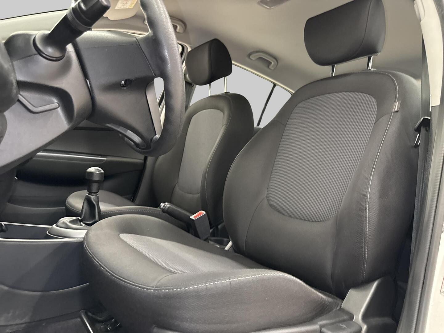 HYUNDAI i20 5d 2014