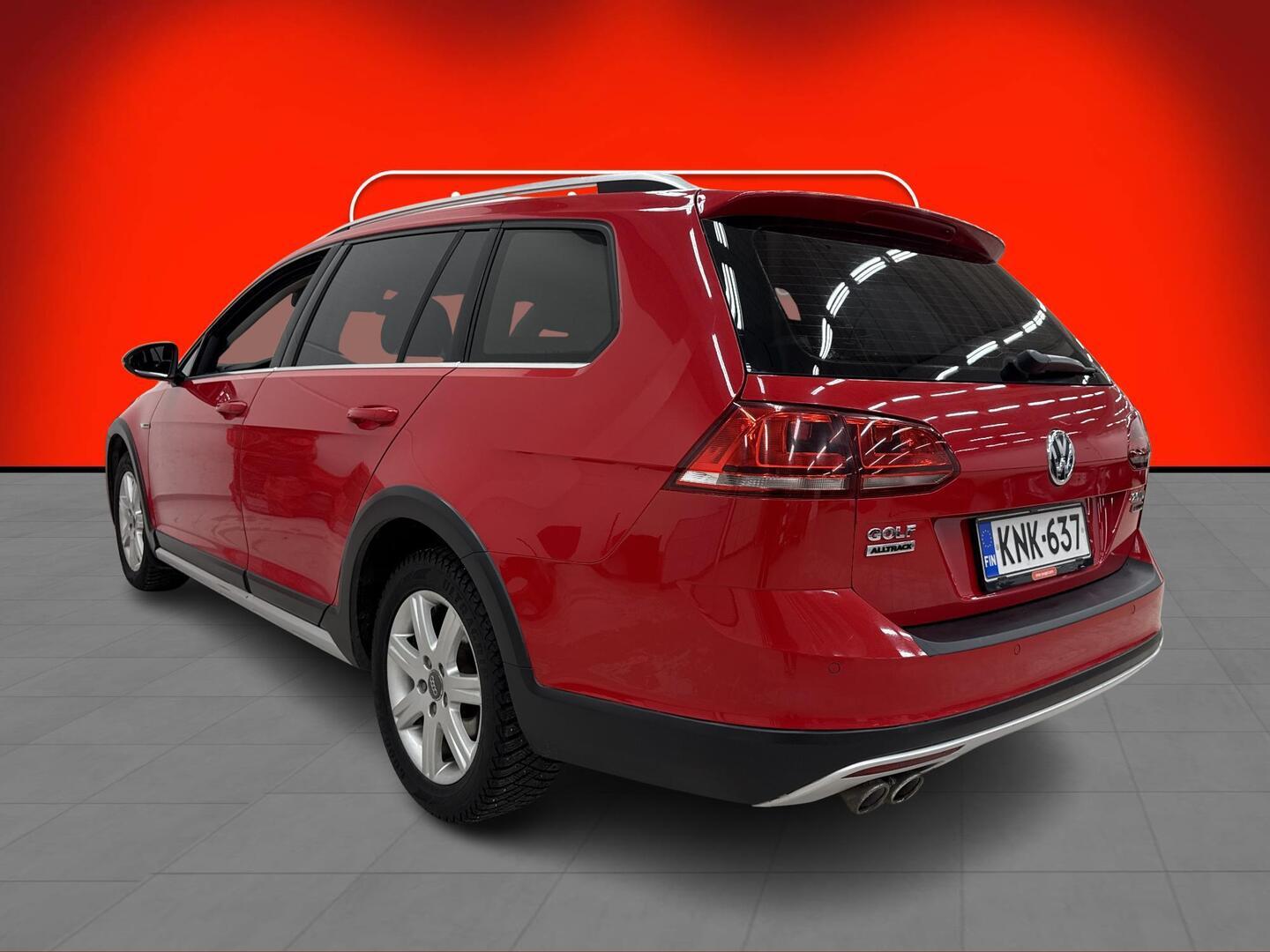 VOLKSWAGEN Golf 2016