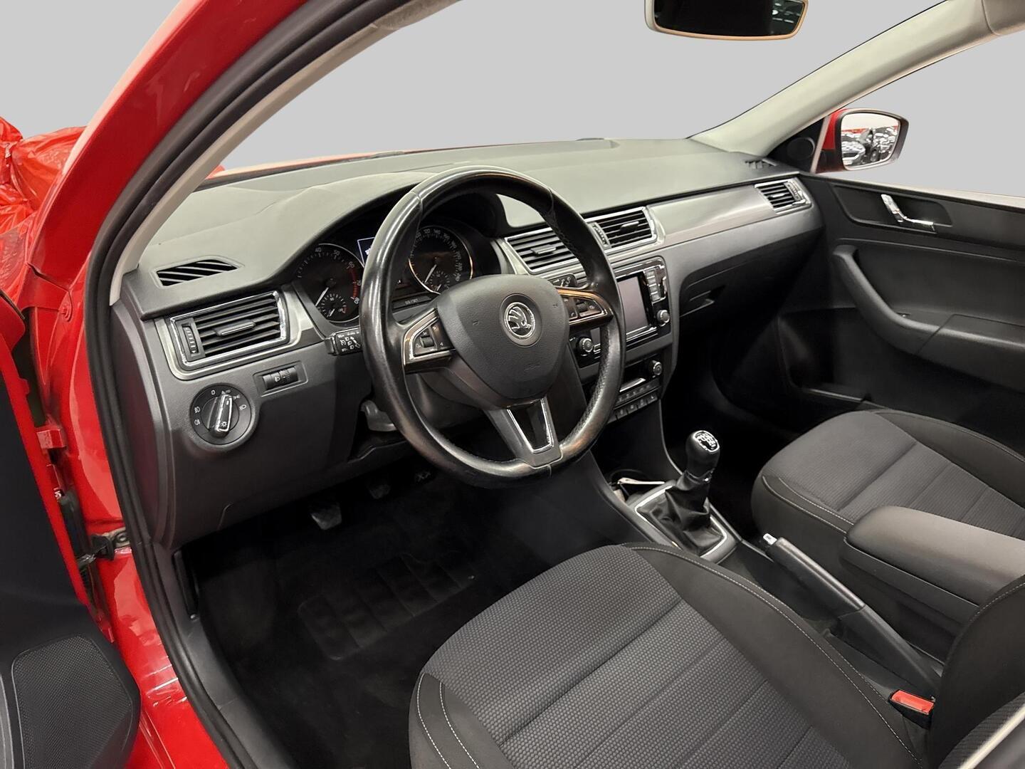 SKODA Rapid 2016