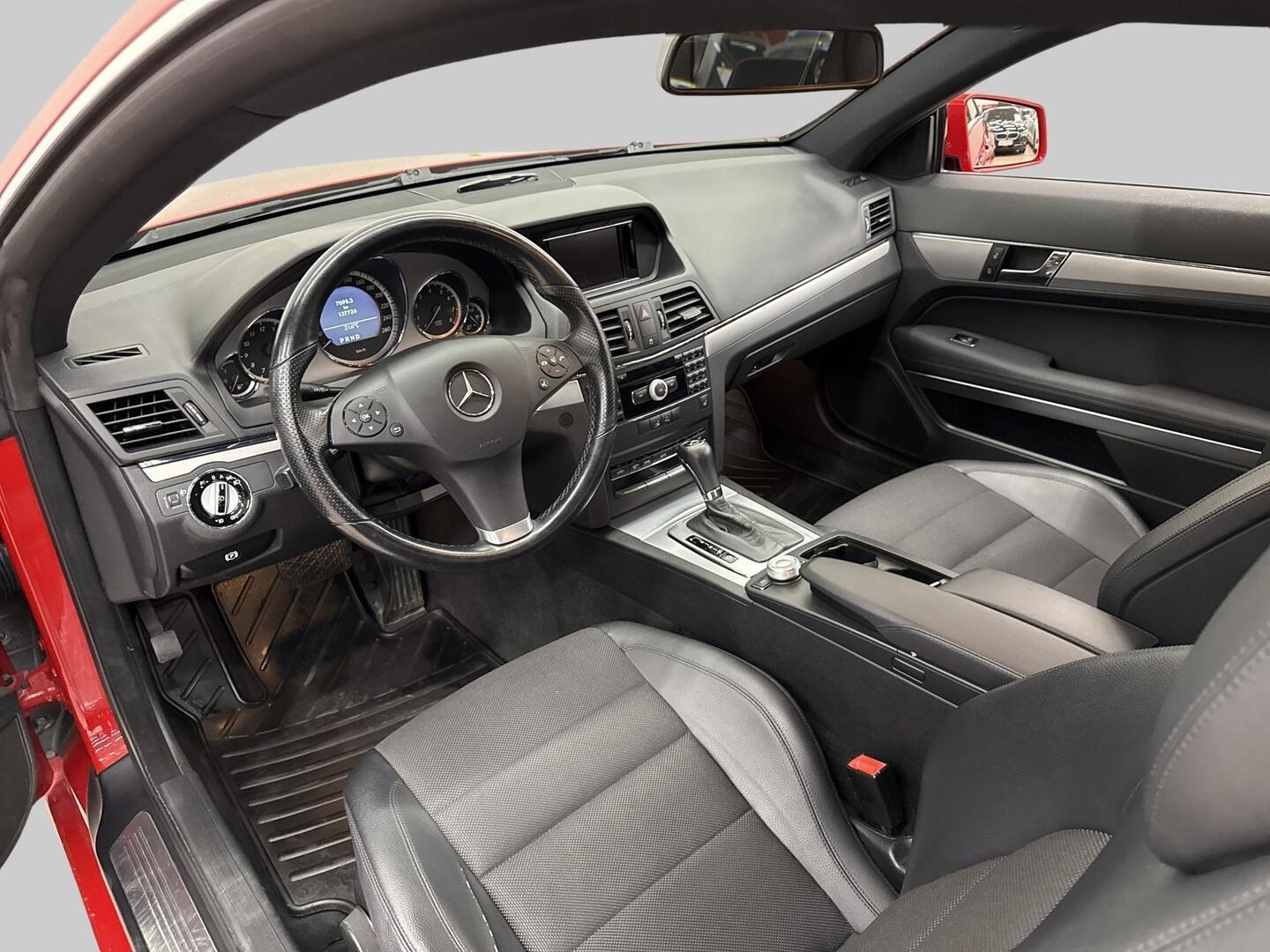 MERCEDES-BENZ E 2010