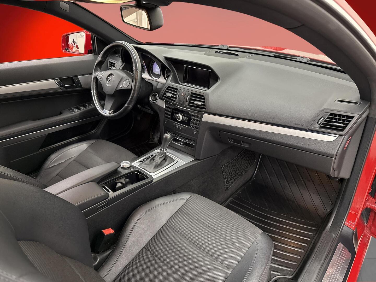 MERCEDES-BENZ E 2010