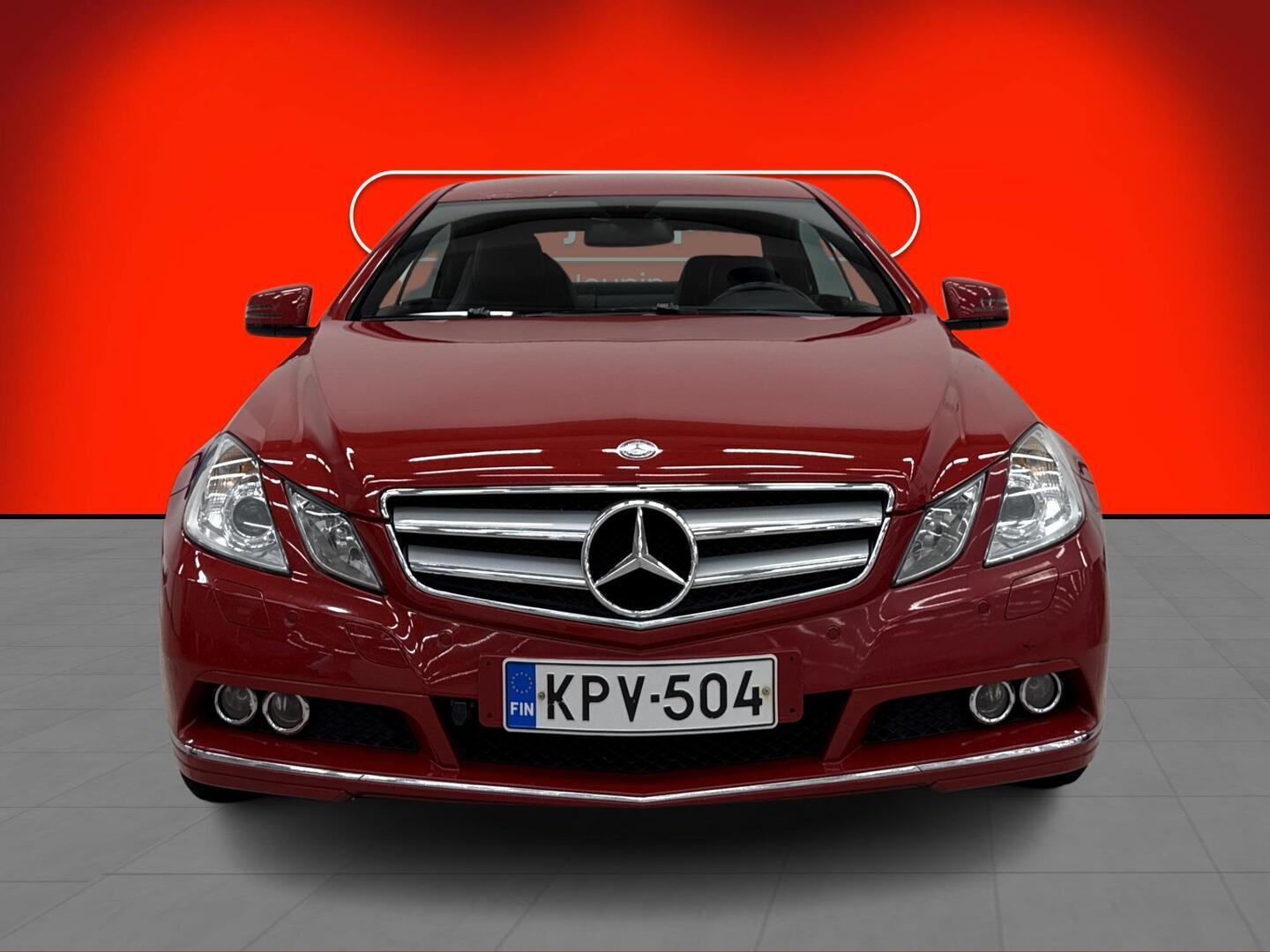 MERCEDES-BENZ E 2010