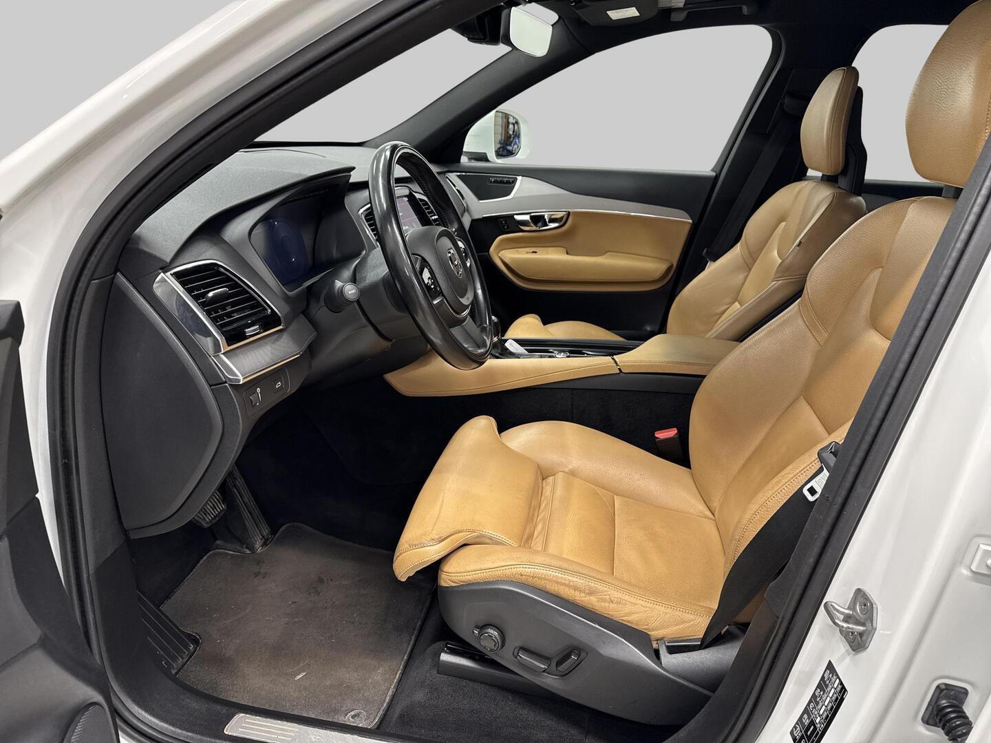 VOLVO XC90 2015