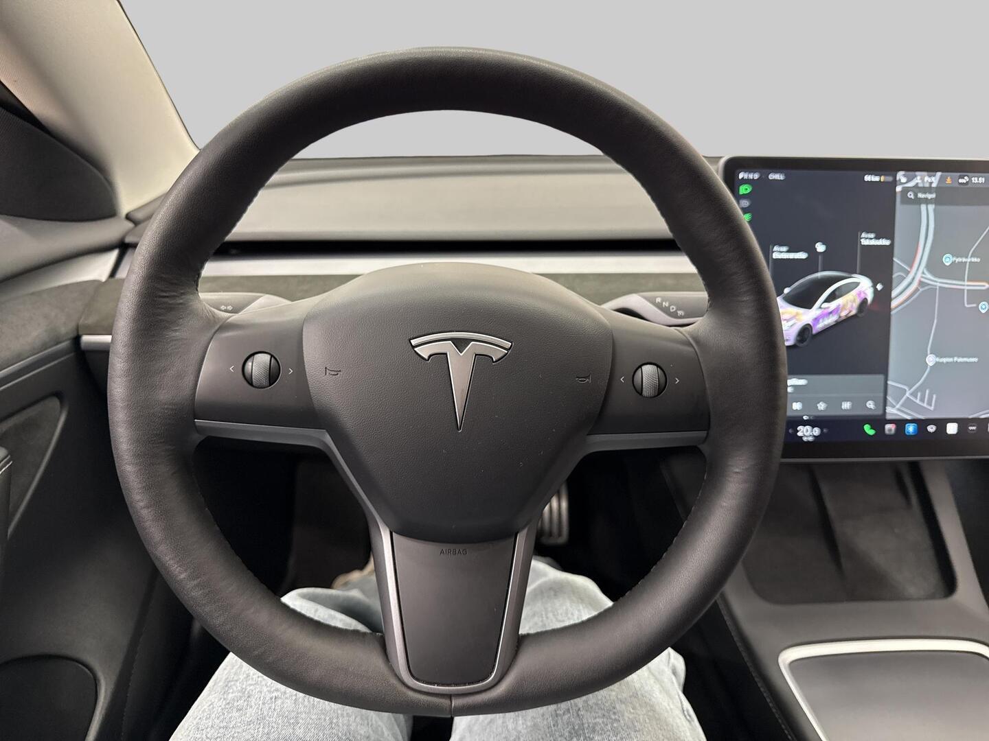 TESLA Model 3 2022