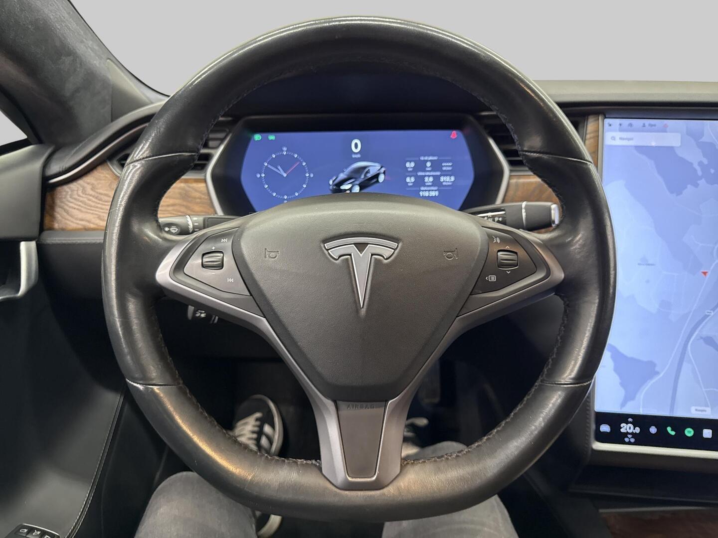 TESLA Model S 2020