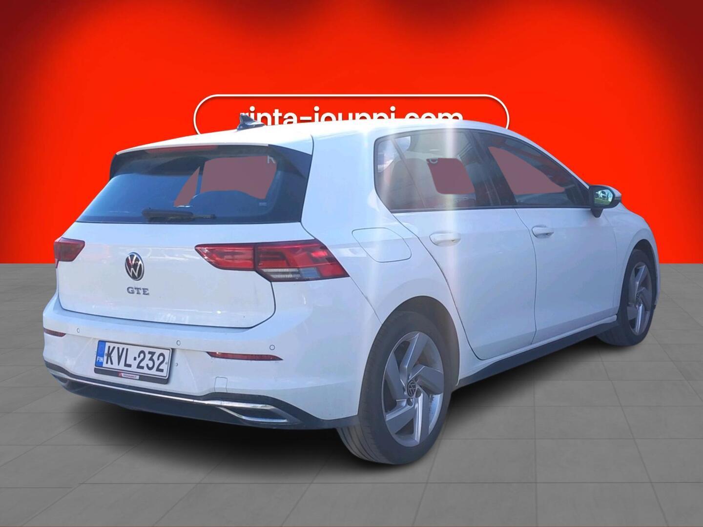 VOLKSWAGEN Golf 2021