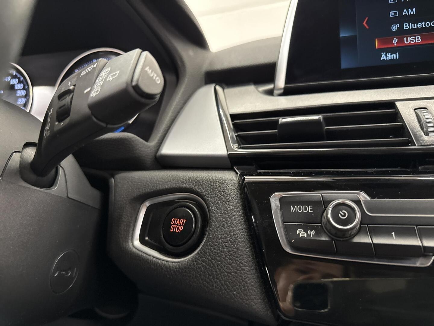 BMW 225 2019
