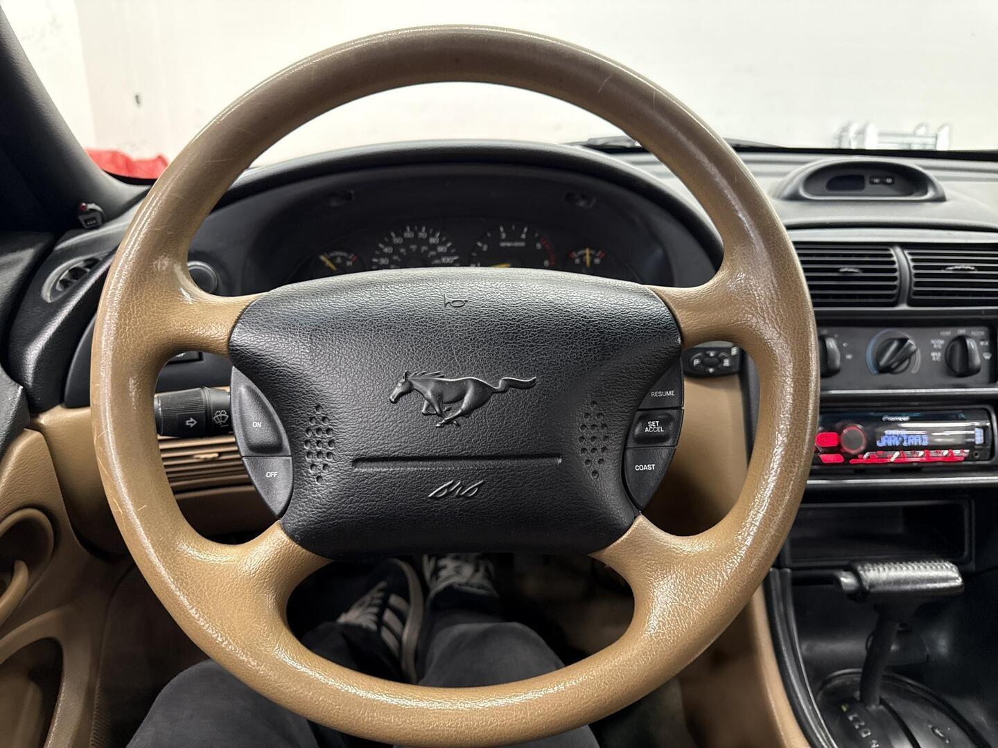 FORD Mustang 1995
