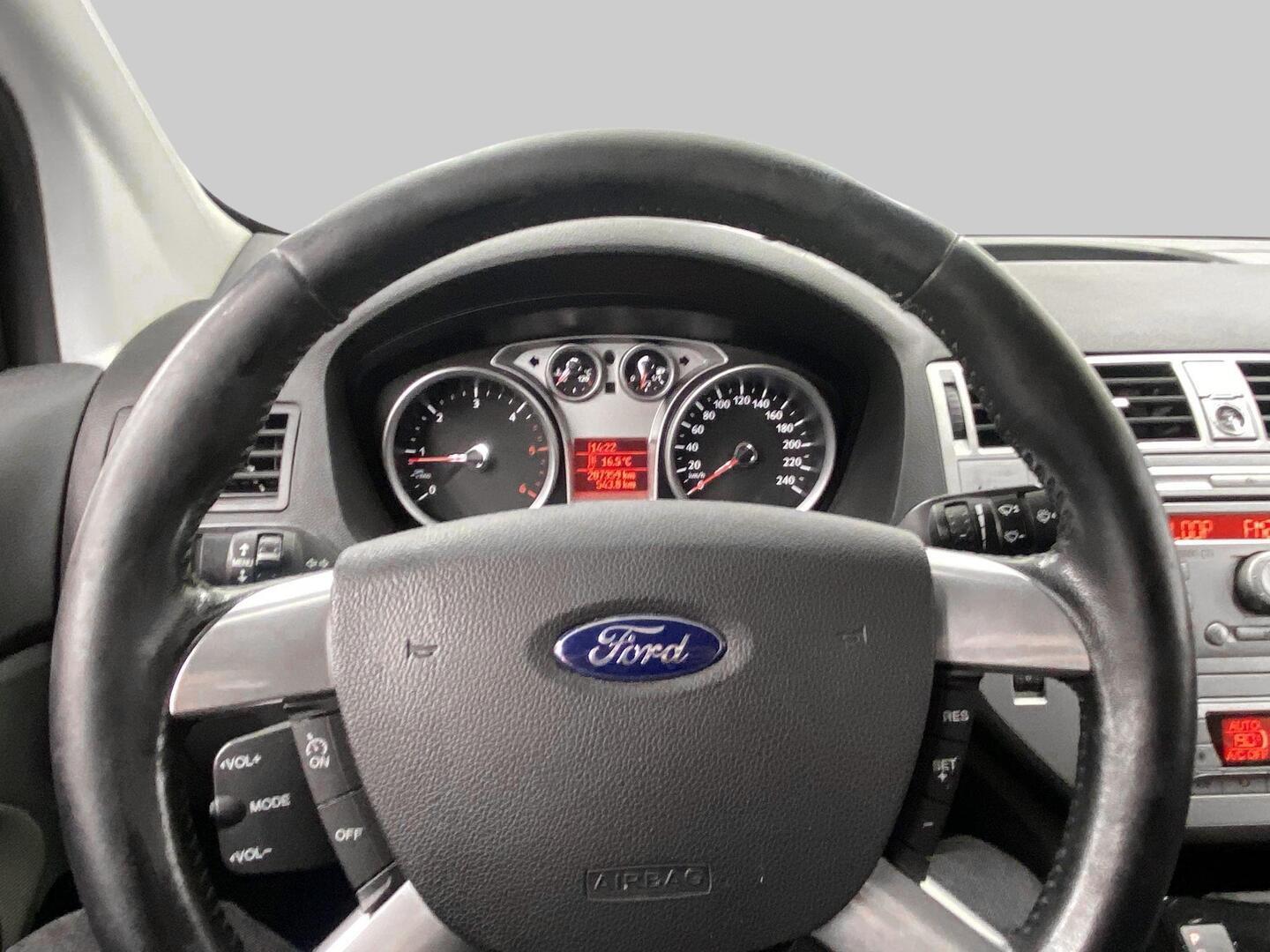 FORD Kuga 2012