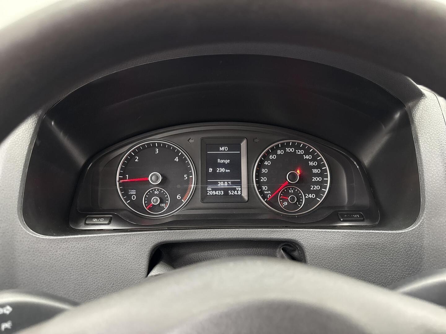 VOLKSWAGEN Caravelle 2013