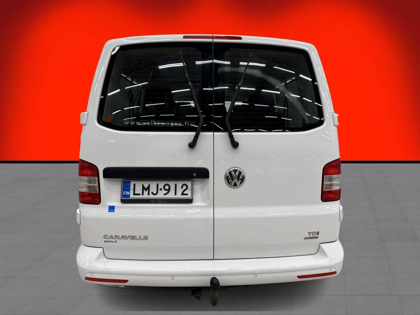 VOLKSWAGEN Caravelle 2013