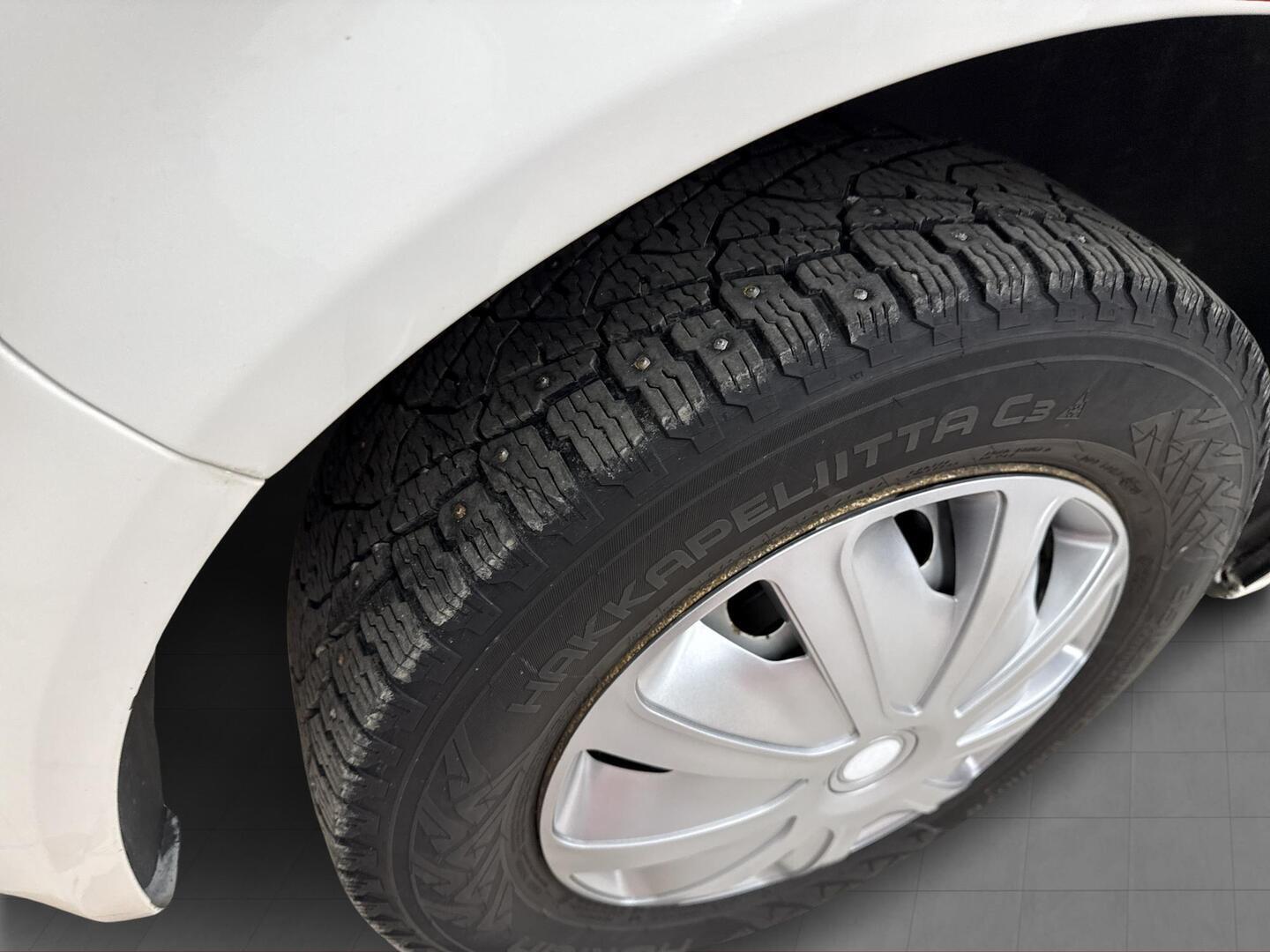 VOLKSWAGEN Caravelle 2013