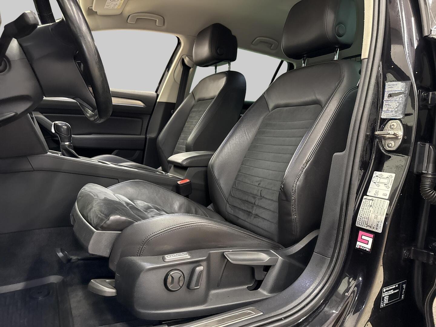 VOLKSWAGEN Passat 2016