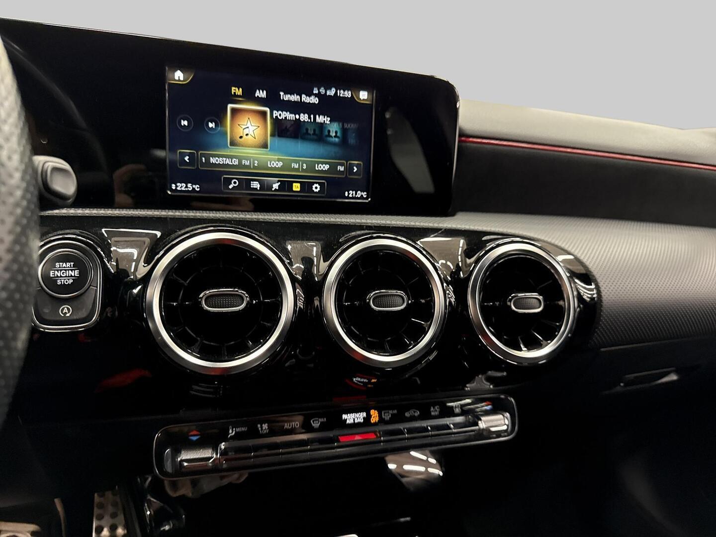 MERCEDES-BENZ A 2018