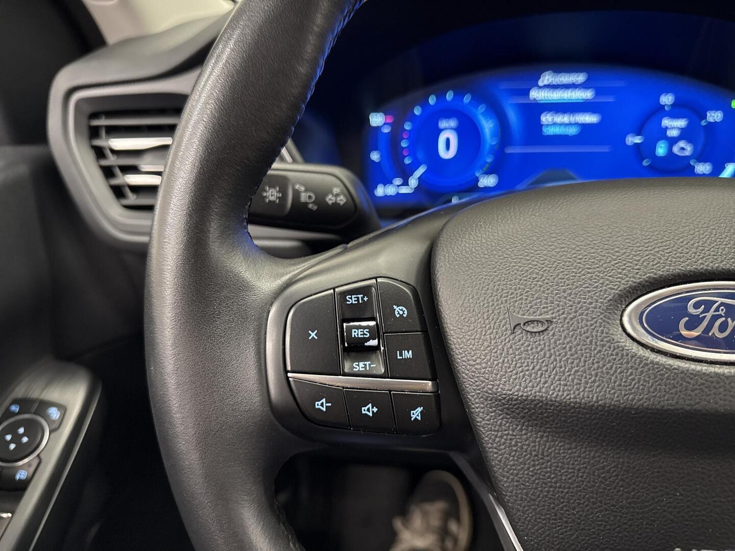 FORD Kuga 2021