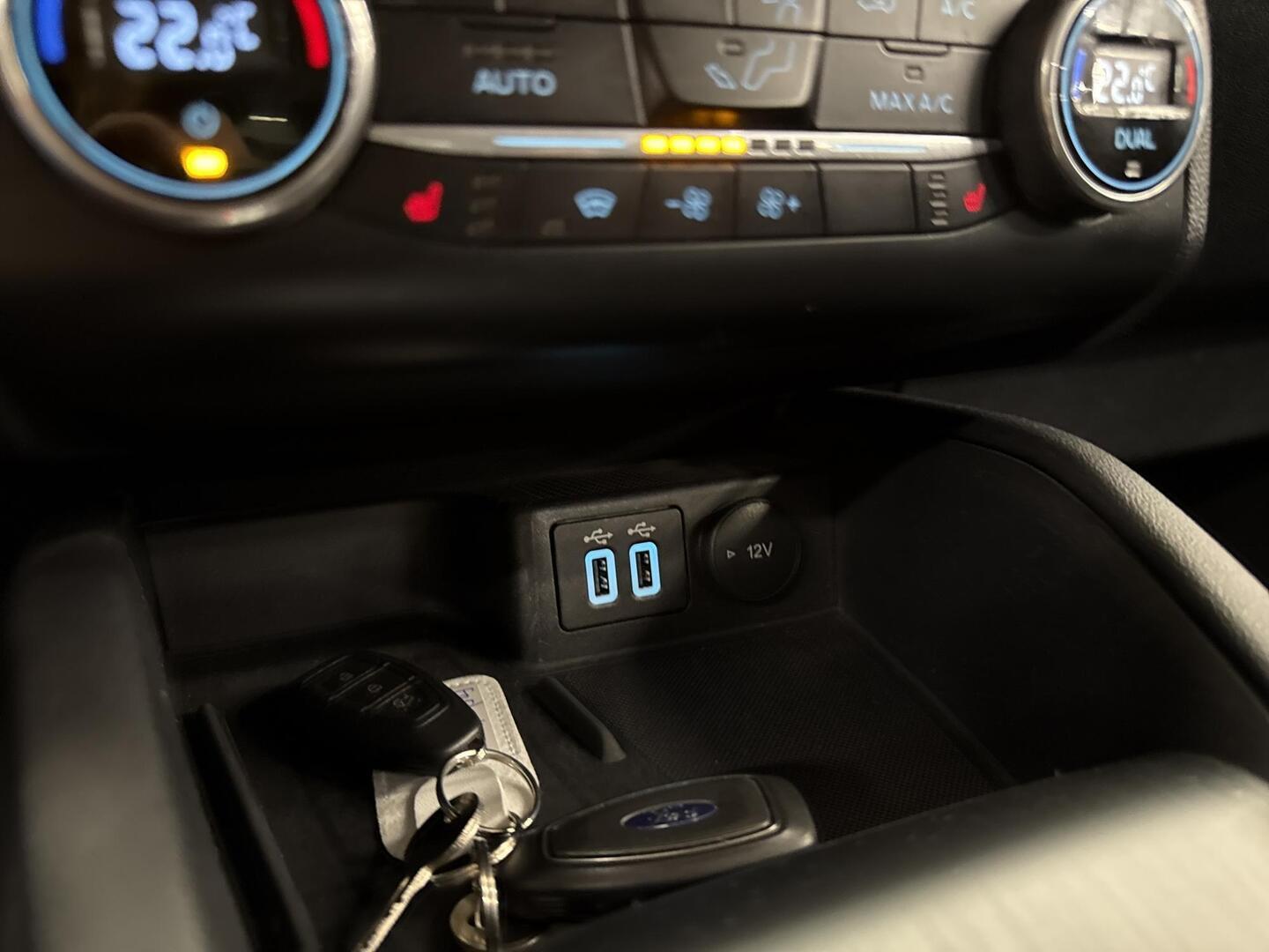 FORD Kuga 2021
