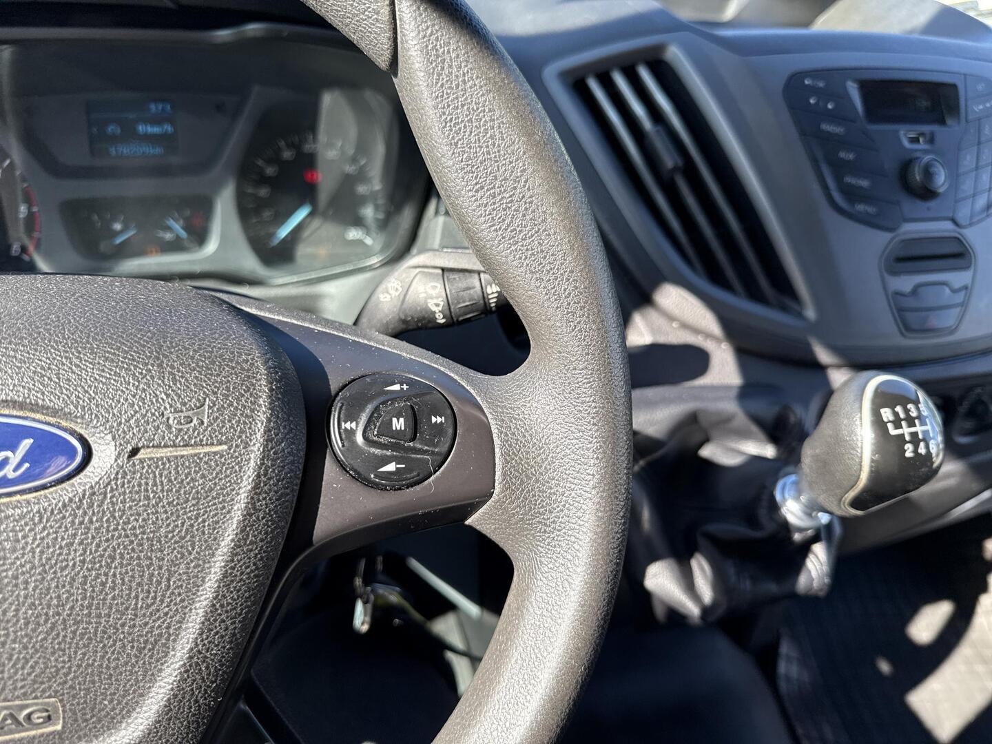 FORD TRANSIT 2018
