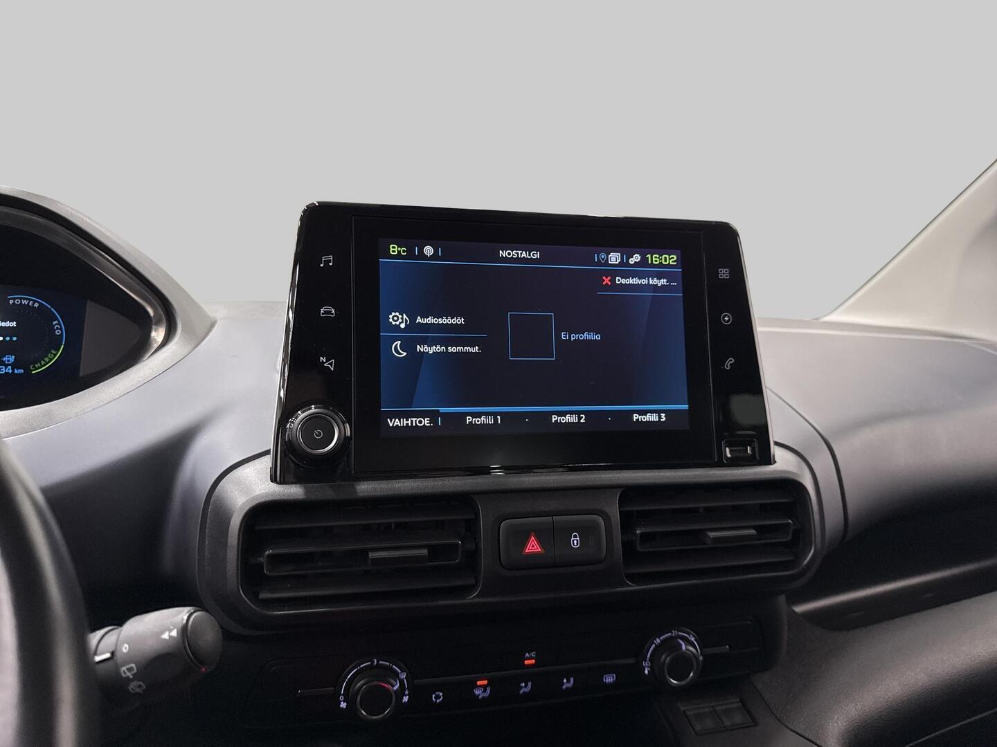 PEUGEOT e-Rifter 2022