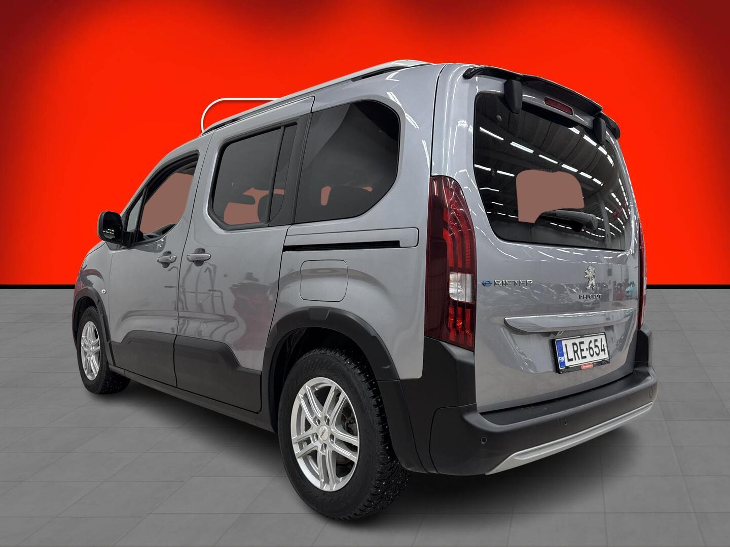 PEUGEOT e-Rifter 2022