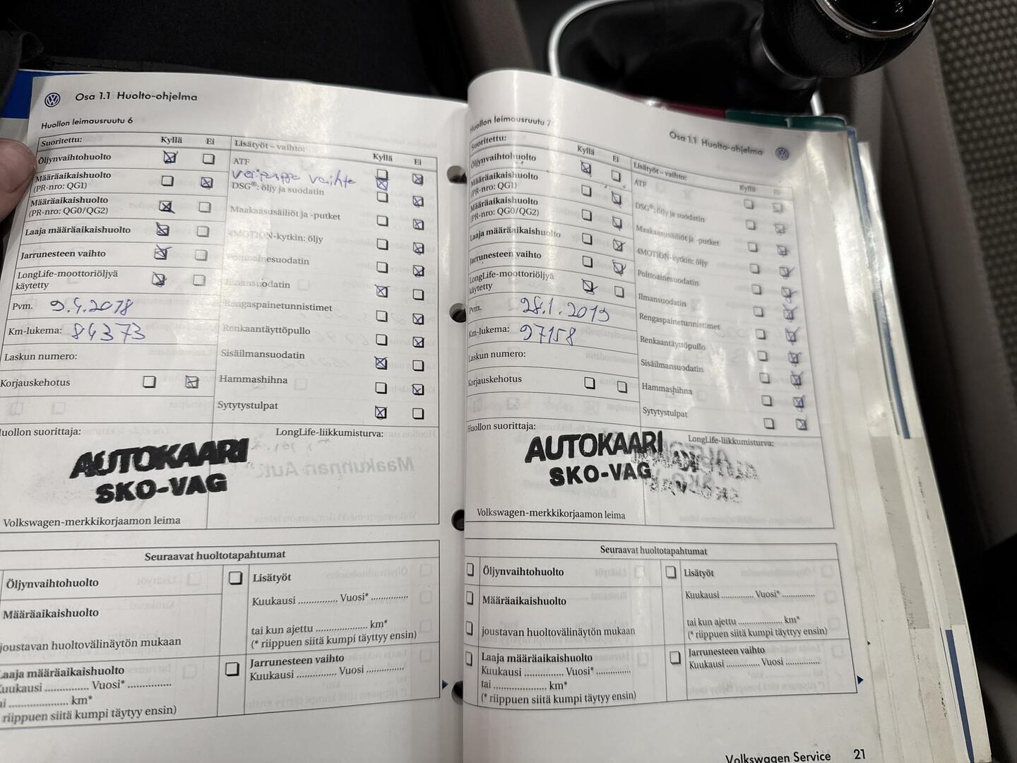 VOLKSWAGEN Jetta 2010