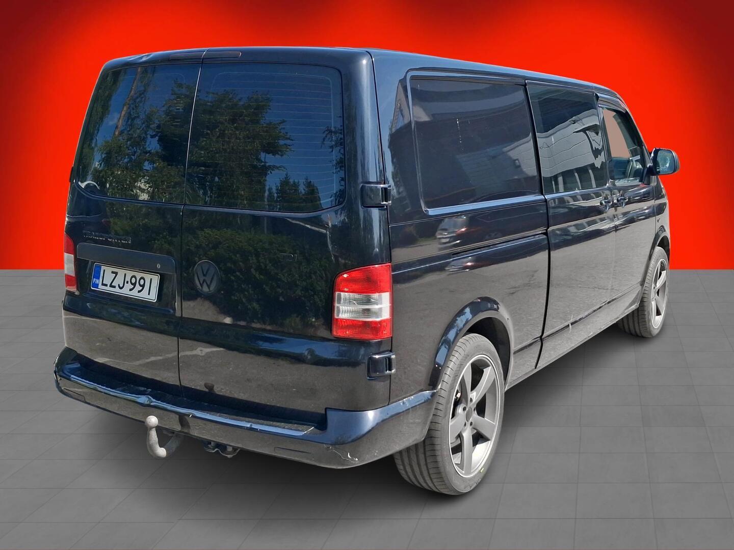 VOLKSWAGEN Transporter 2011
