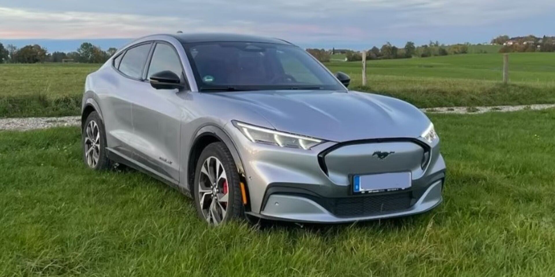 FORD MUSTANG MACH-E 2022