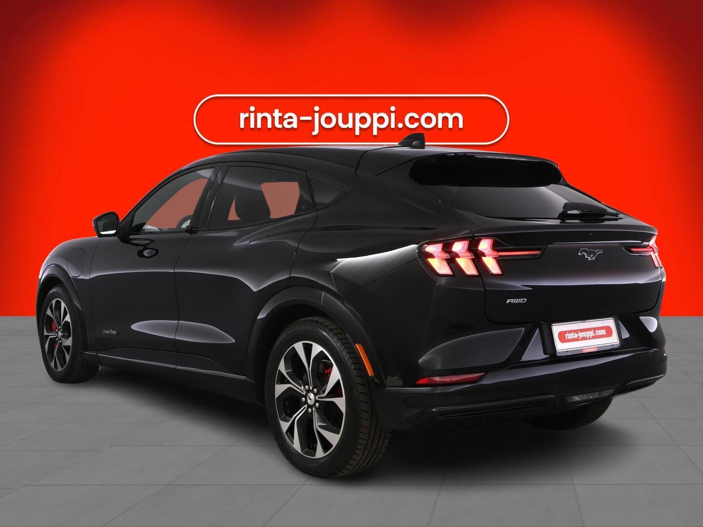 FORD MUSTANG MACH-E 2021