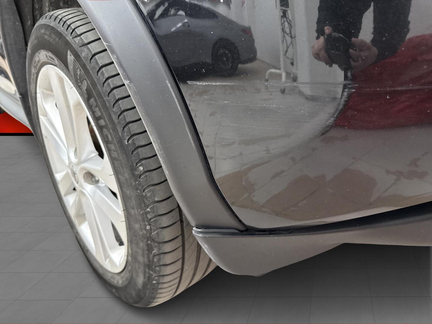 NISSAN Juke 2012