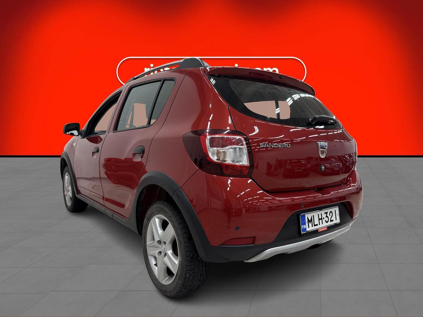 DACIA Sandero 2013