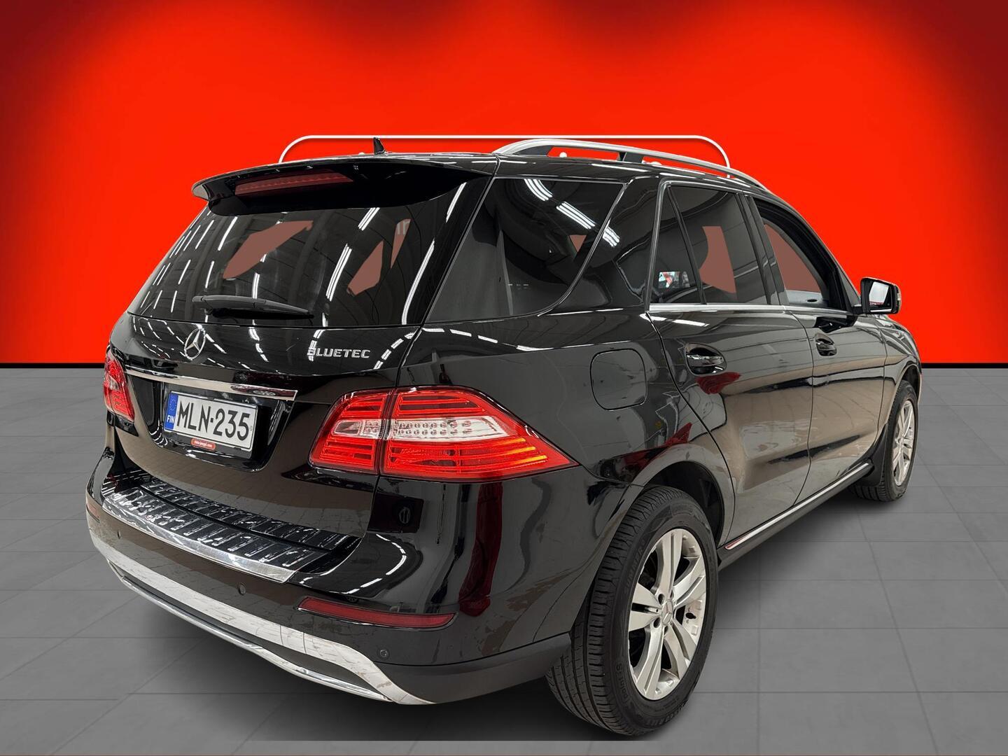 MERCEDES-BENZ ML 2013