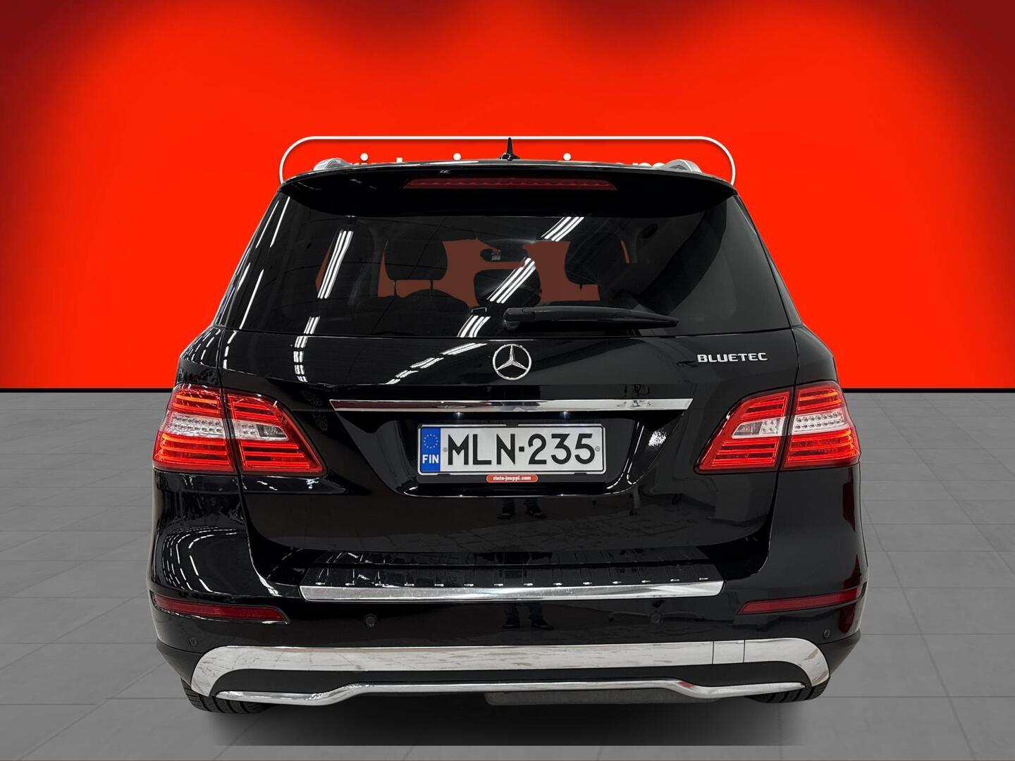 MERCEDES-BENZ ML 2013