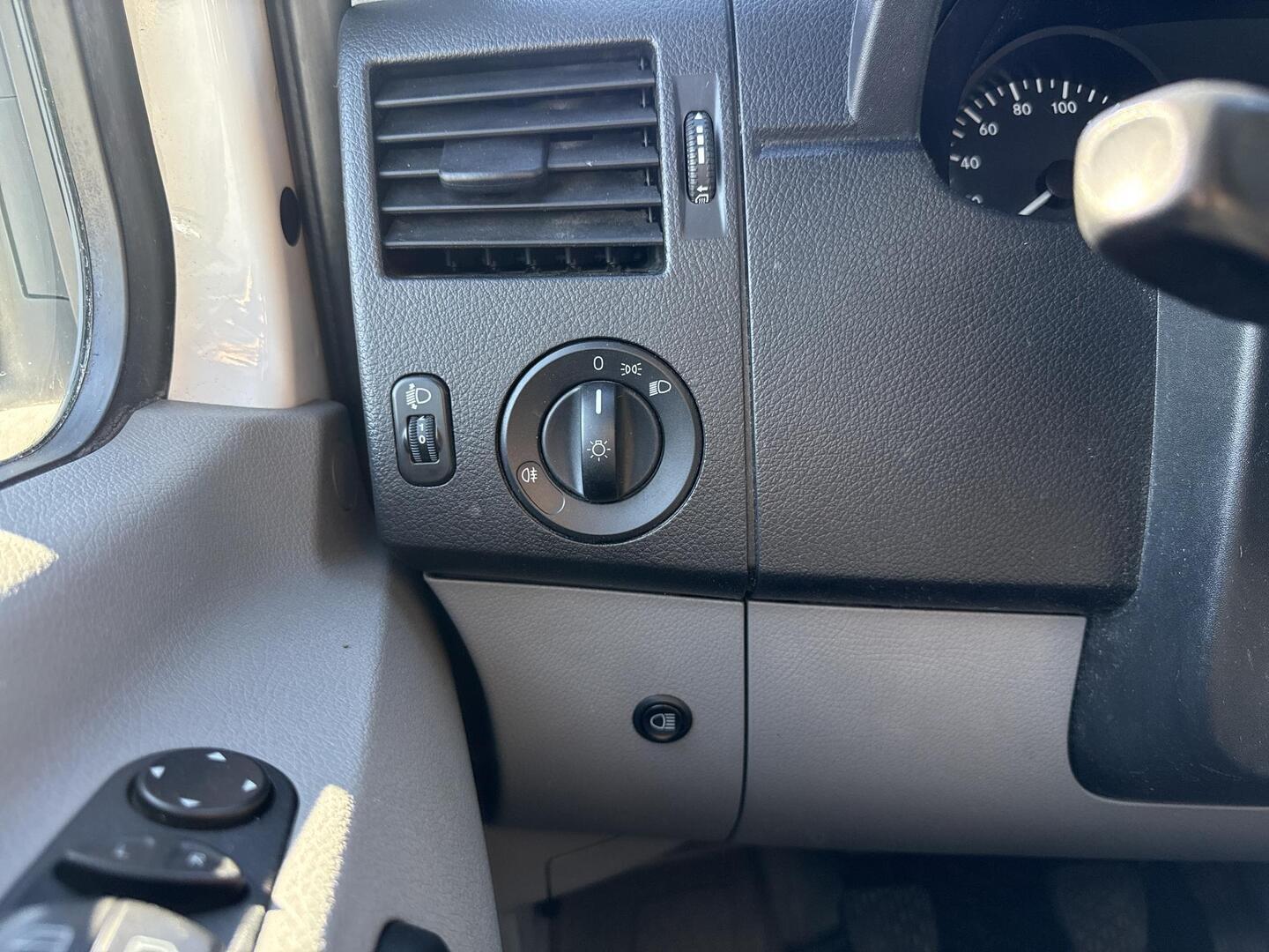 MERCEDES-BENZ Sprinter 2011