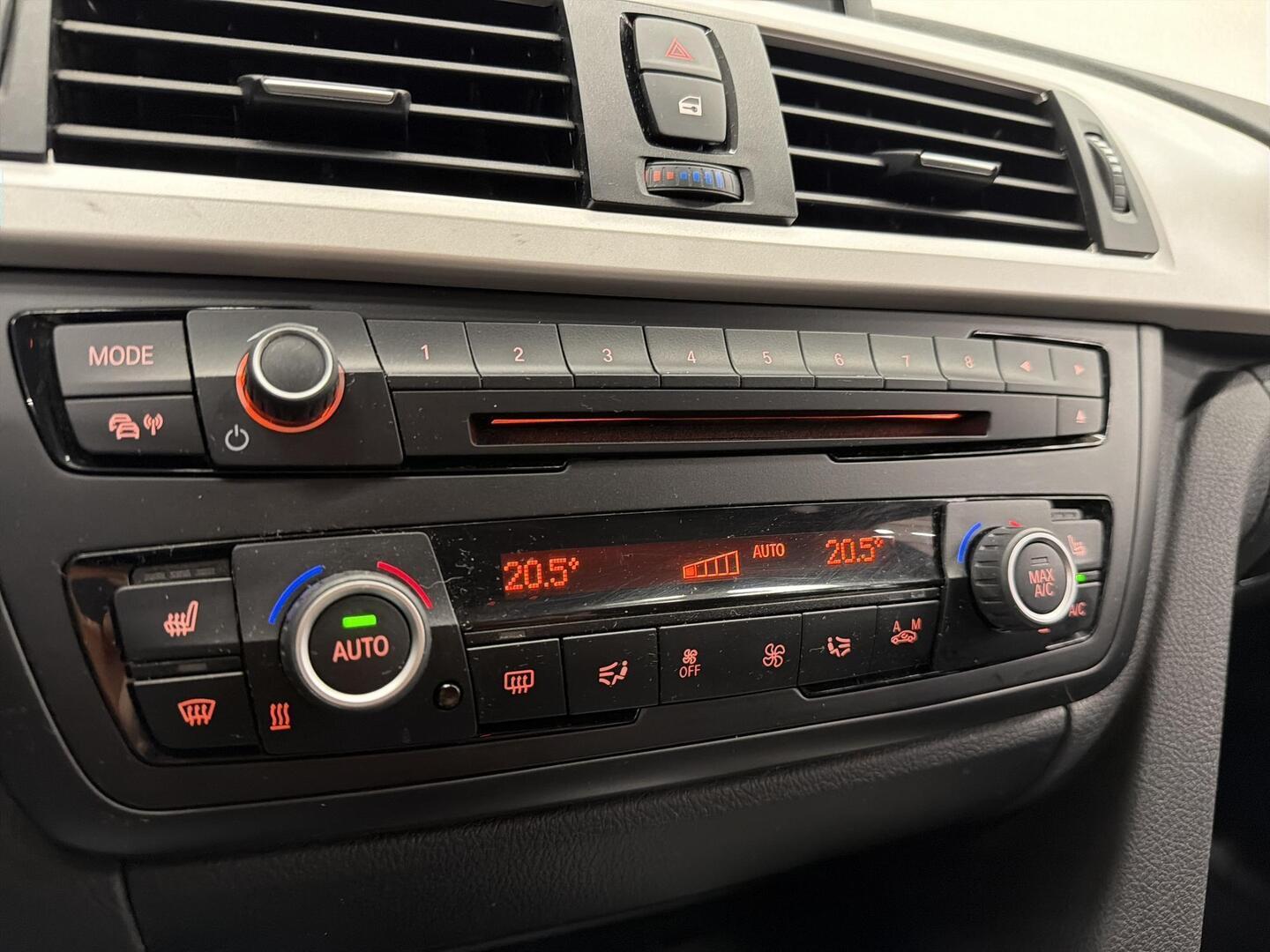 BMW 320 2015