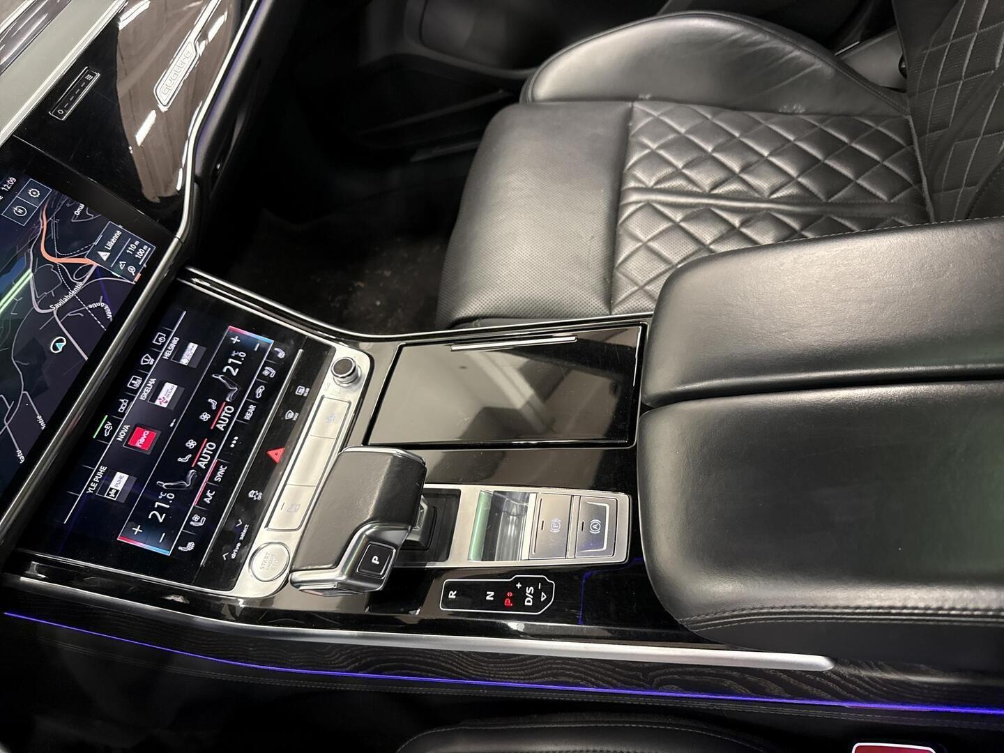 AUDI A8 2020
