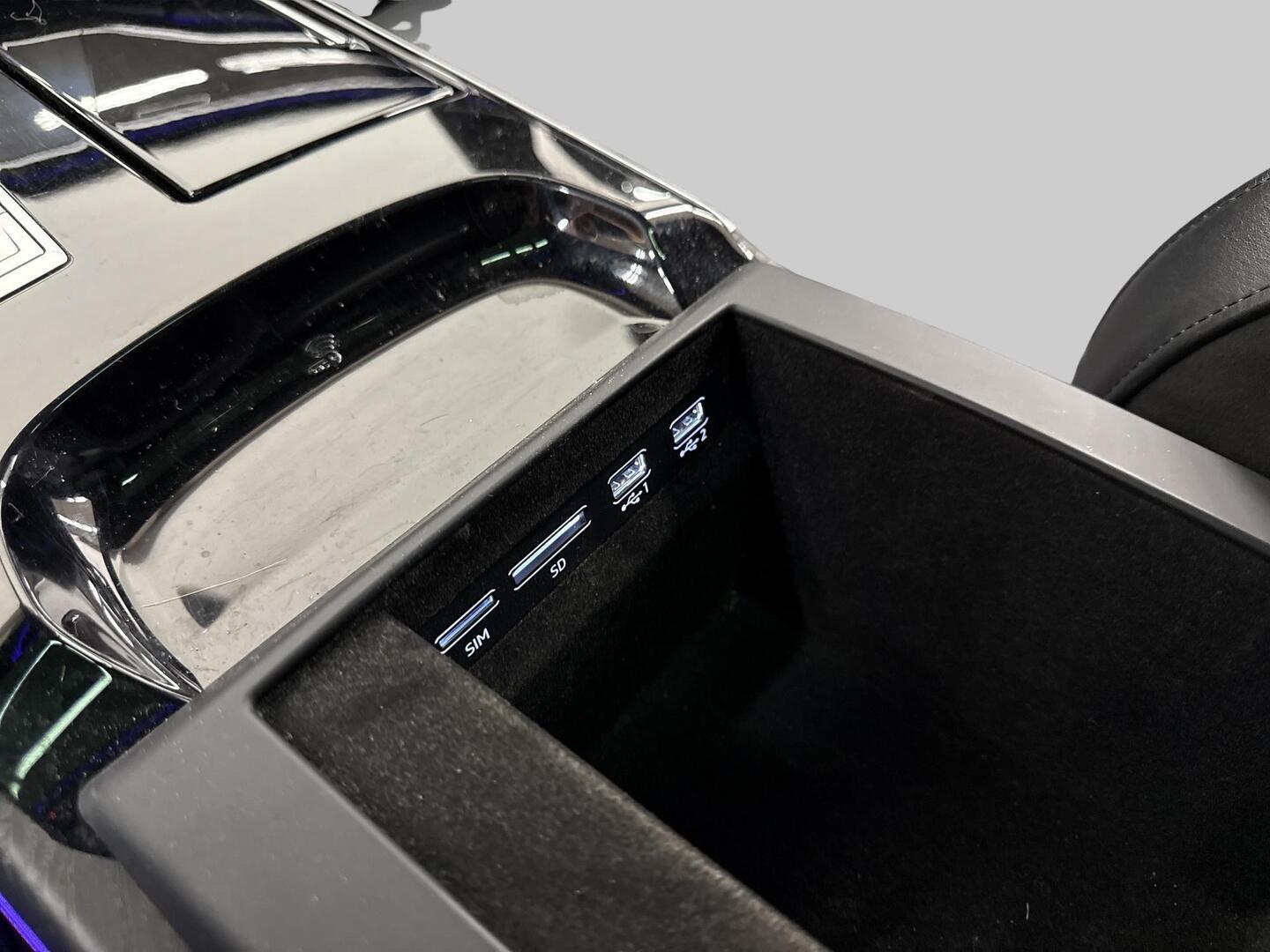 AUDI A8 2020