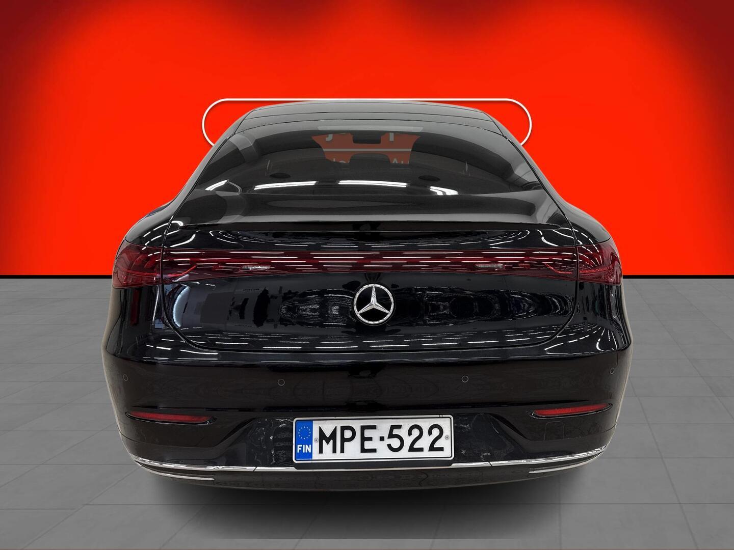 MERCEDES-BENZ EQS 2022