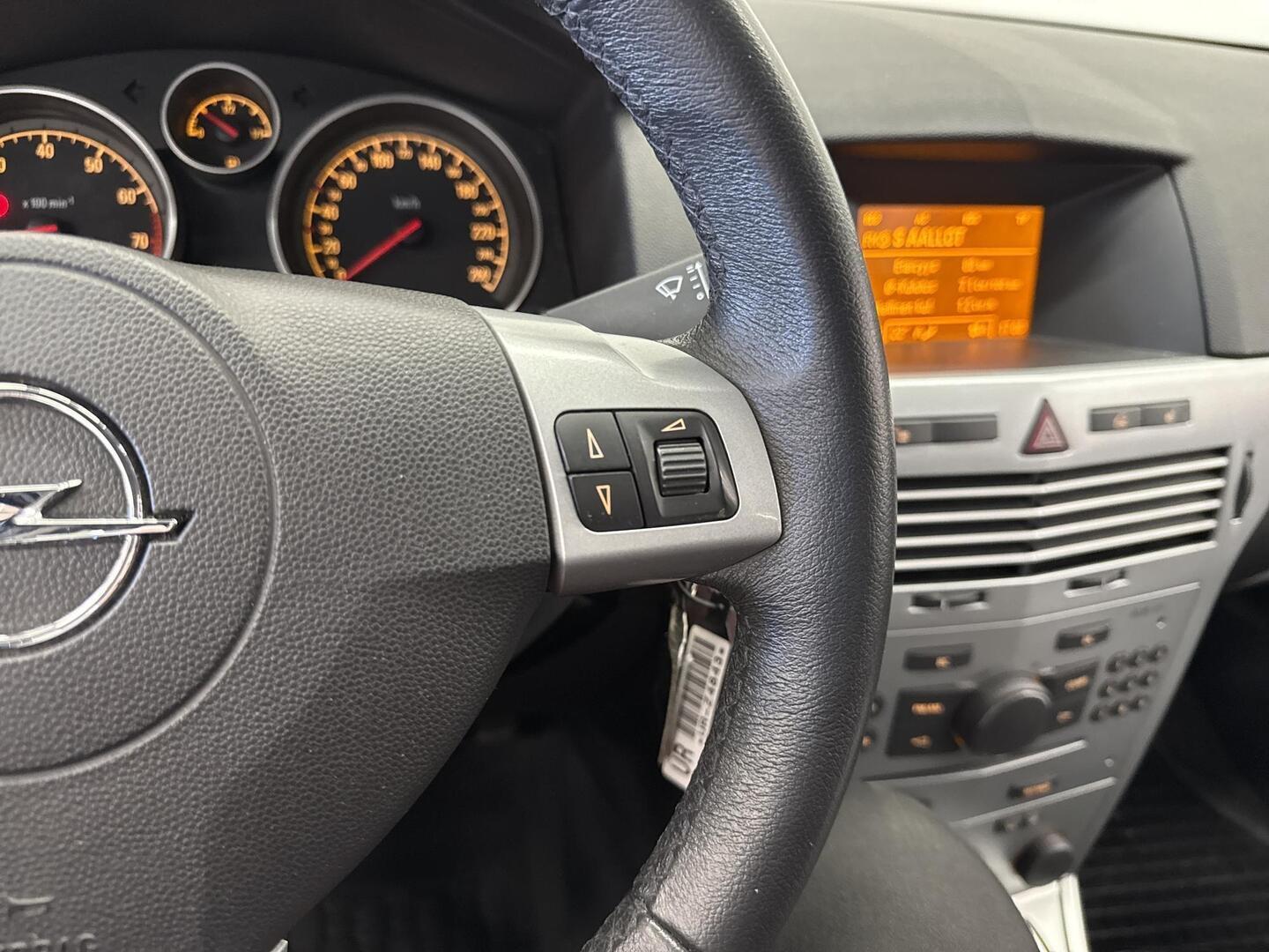 OPEL Astra 2009