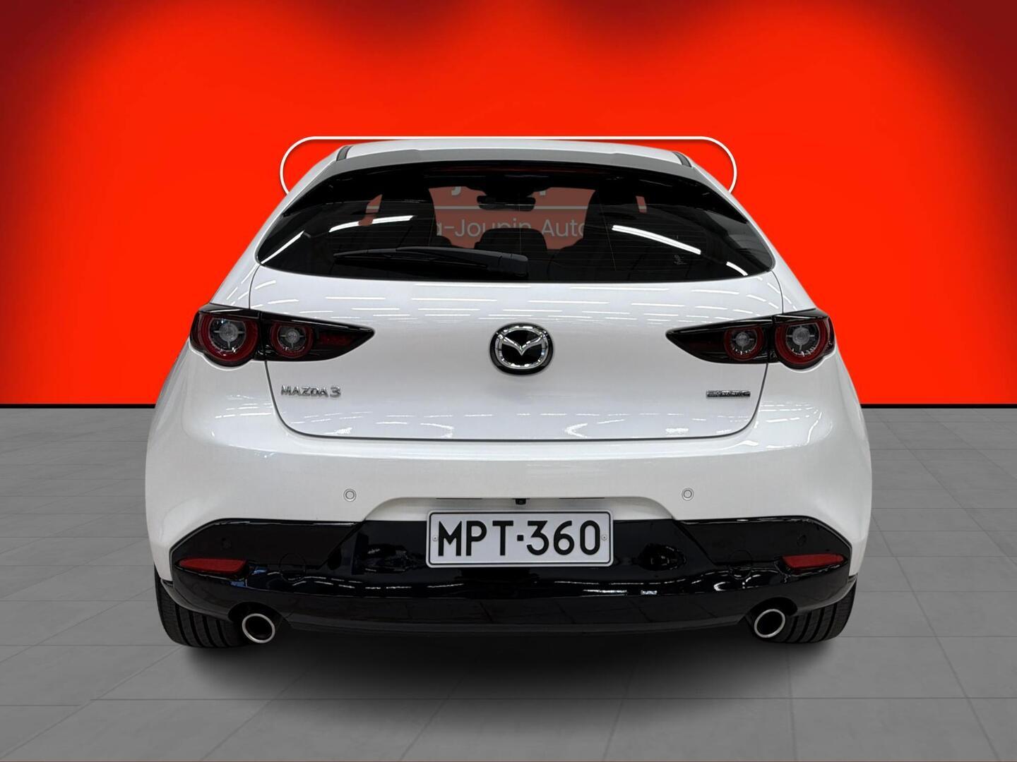 MAZDA 3 2025