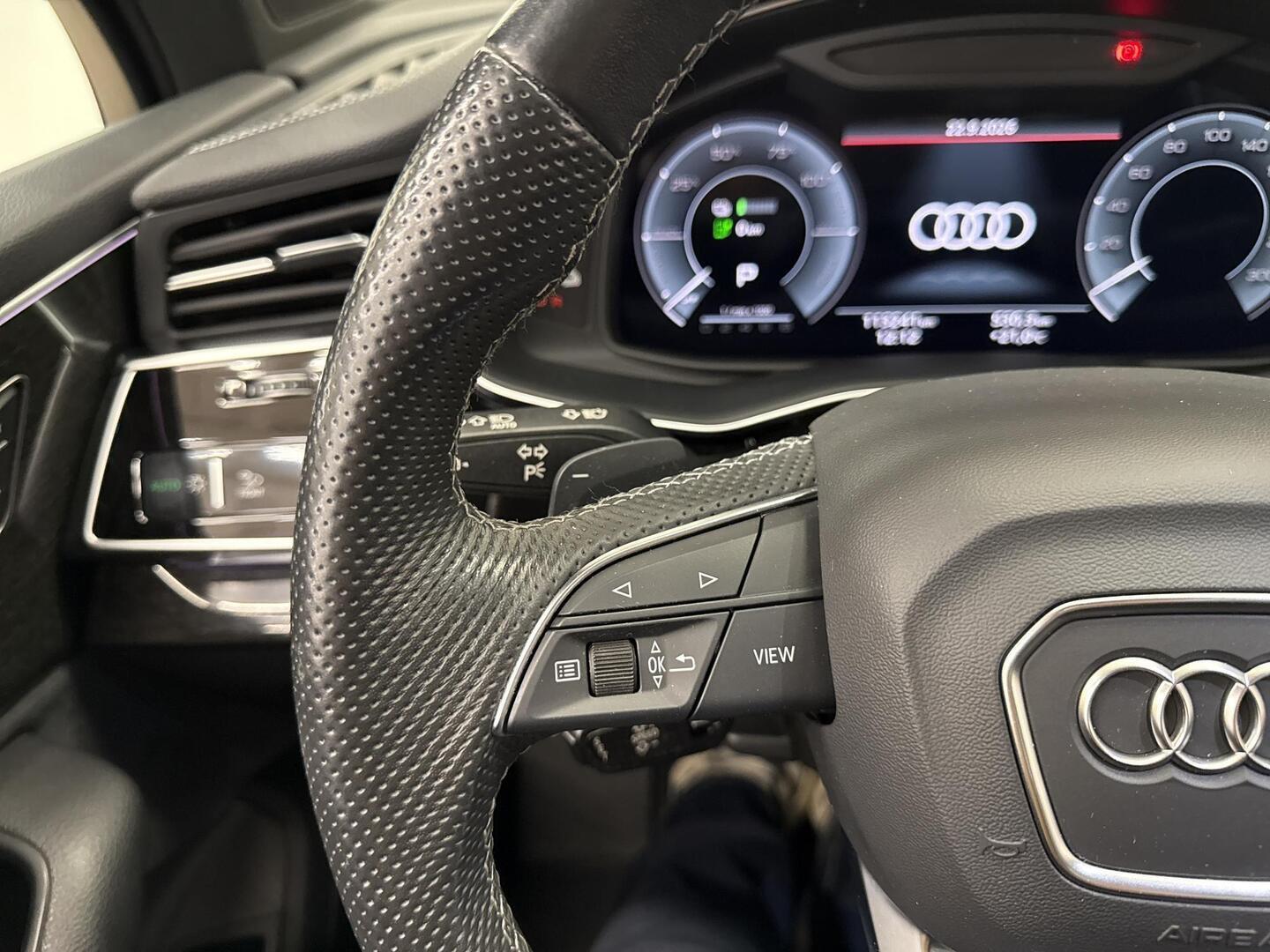 AUDI Q7 2023