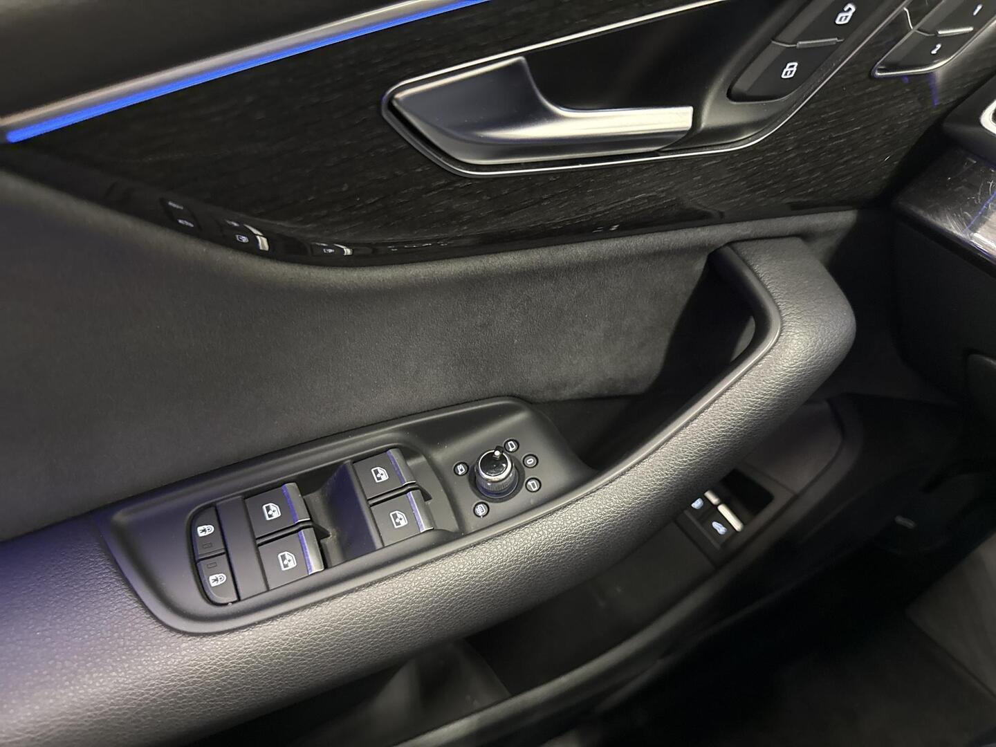 AUDI Q7 2023