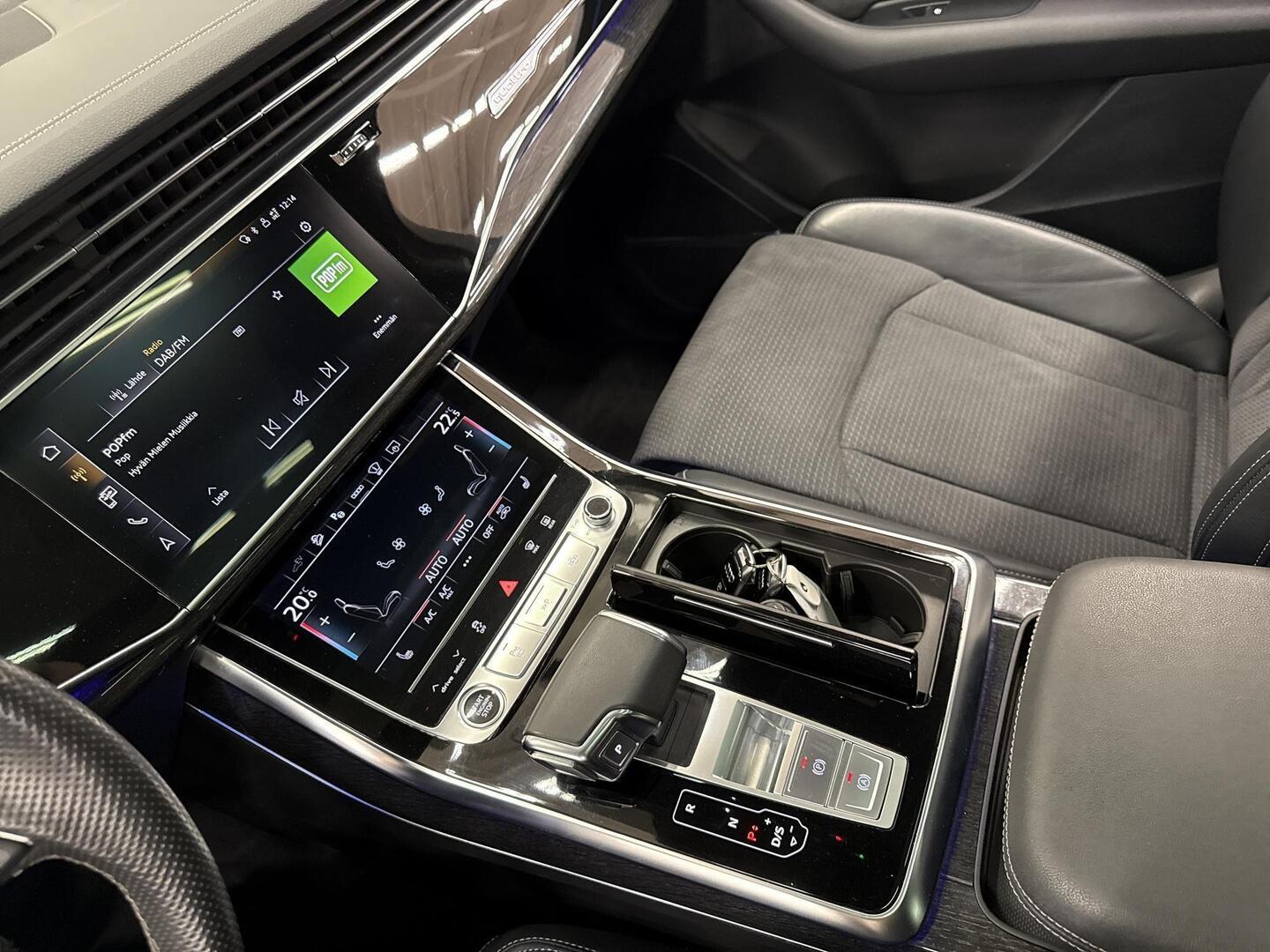 AUDI Q7 2023